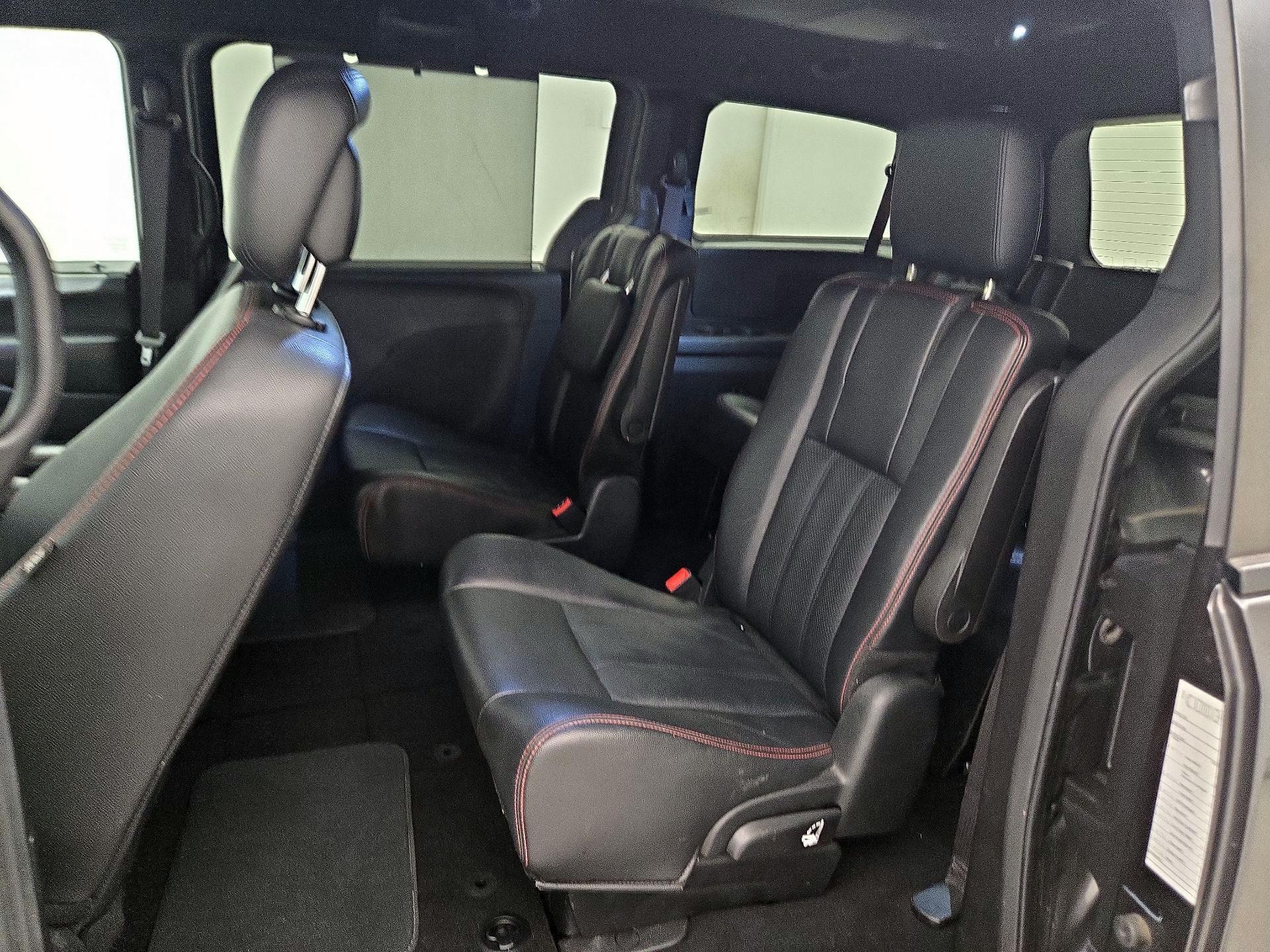Thumbnail: 2020 Dodge Grand Caravan - 20