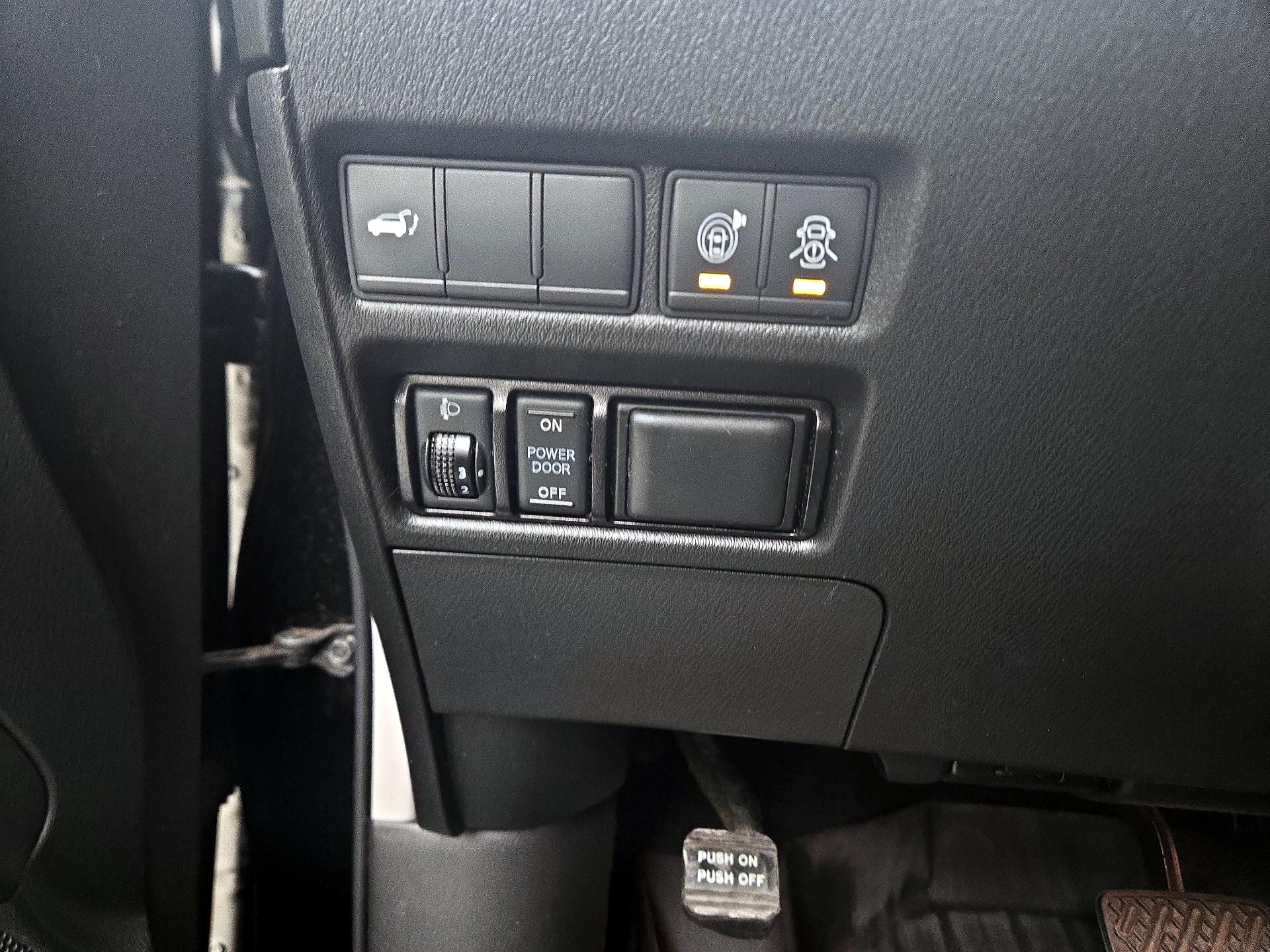 Thumbnail: 2019 Nissan Armada - 13