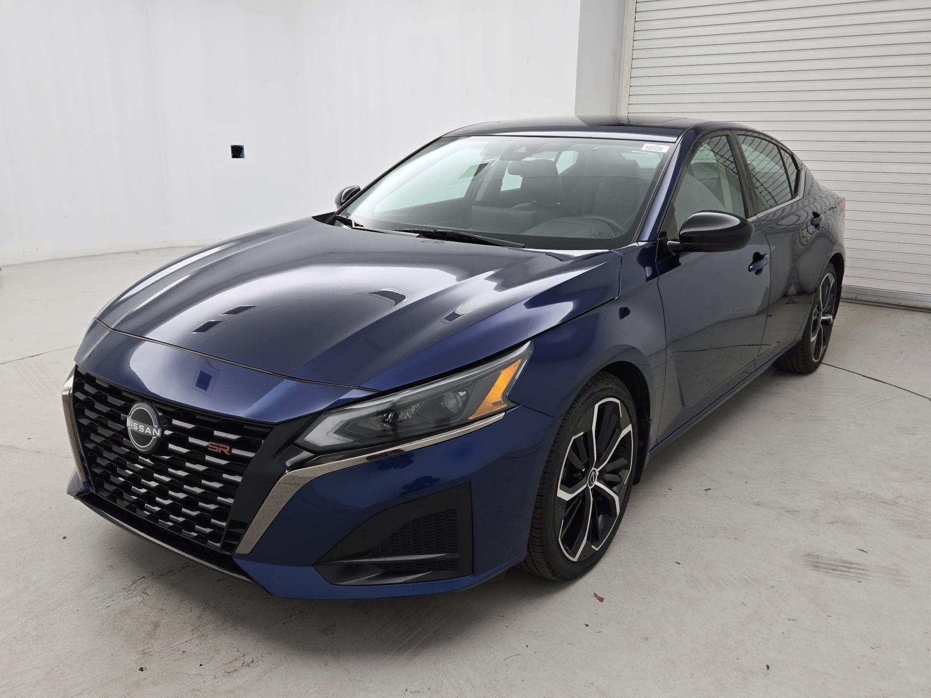 Thumbnail: 2024 Nissan Altima - 3