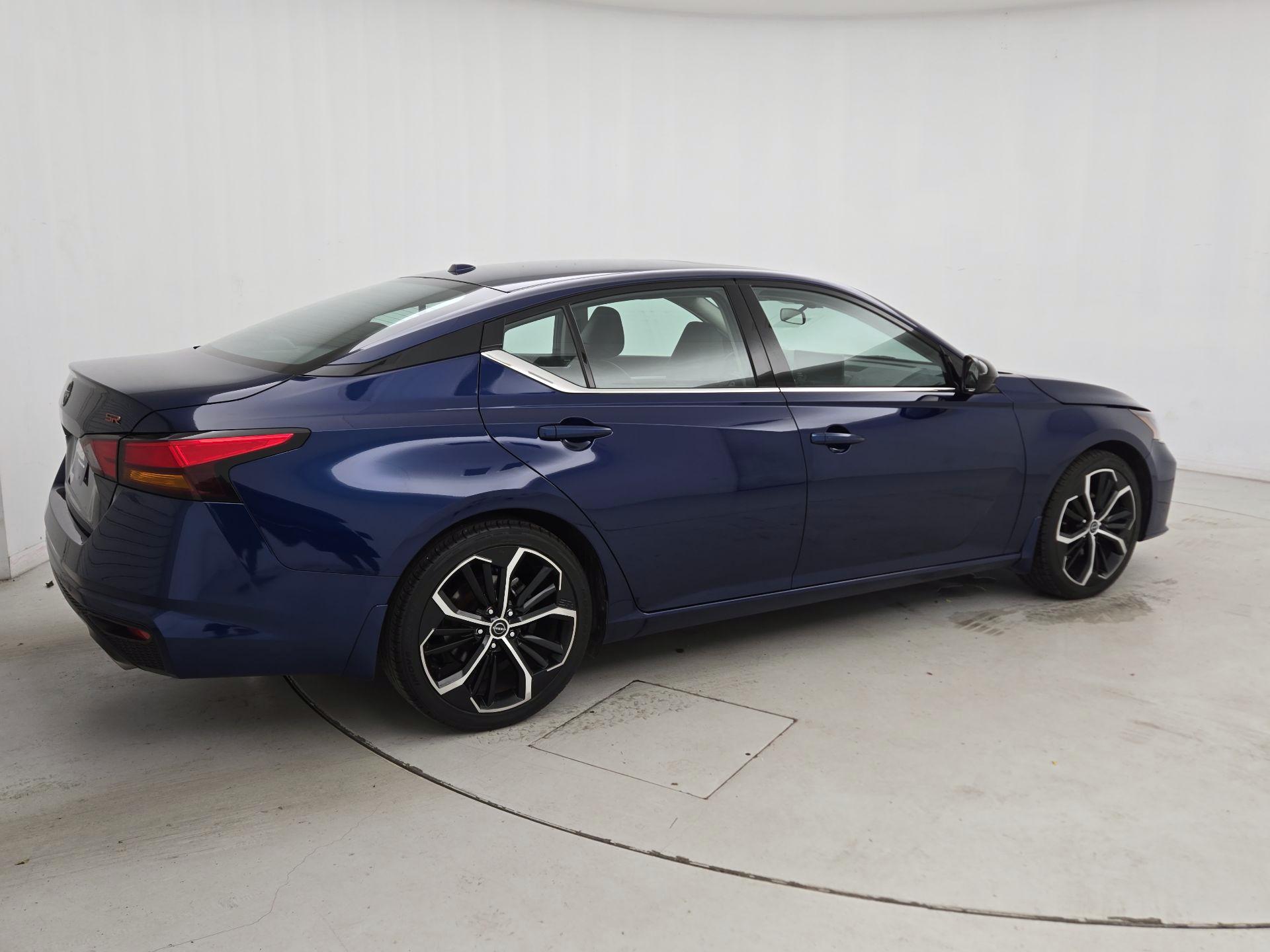 Thumbnail: 2024 Nissan Altima - 5