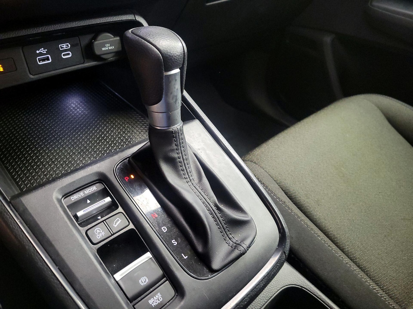 2024 Honda CR-V EX - Photo 18