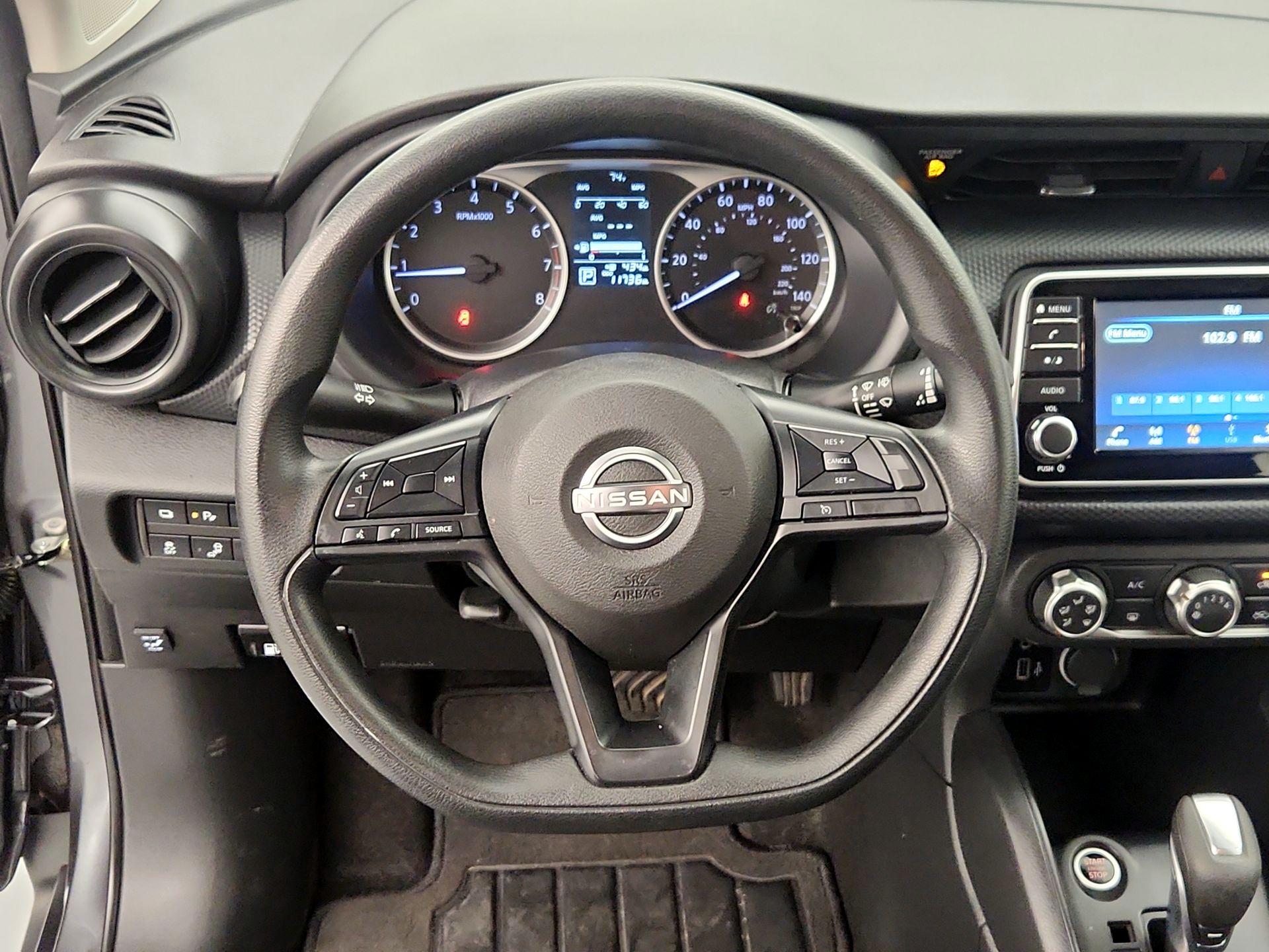 Thumbnail: 2023 Nissan Kicks - 10