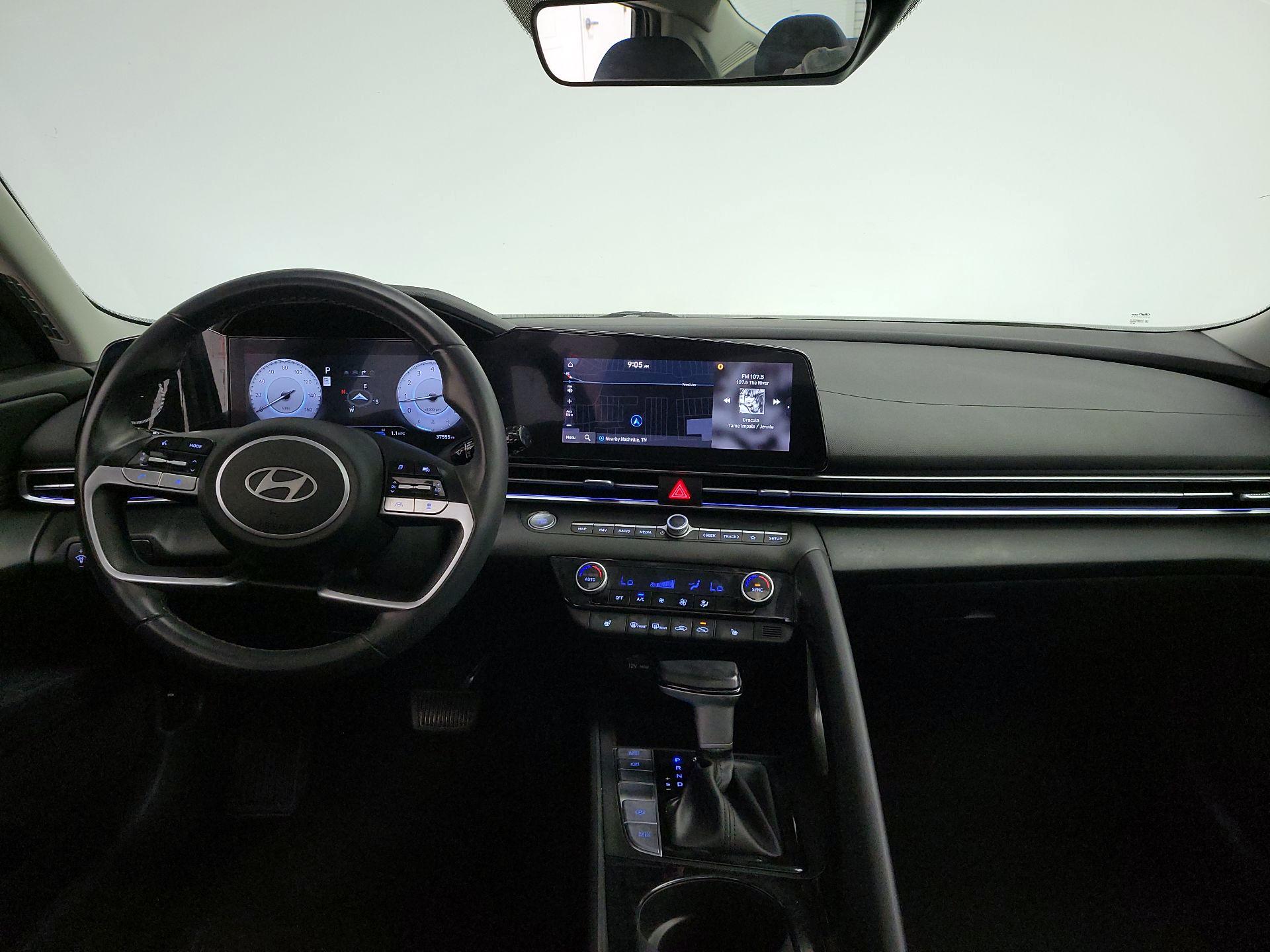 Thumbnail: 2024 Hyundai Elantra - 9
