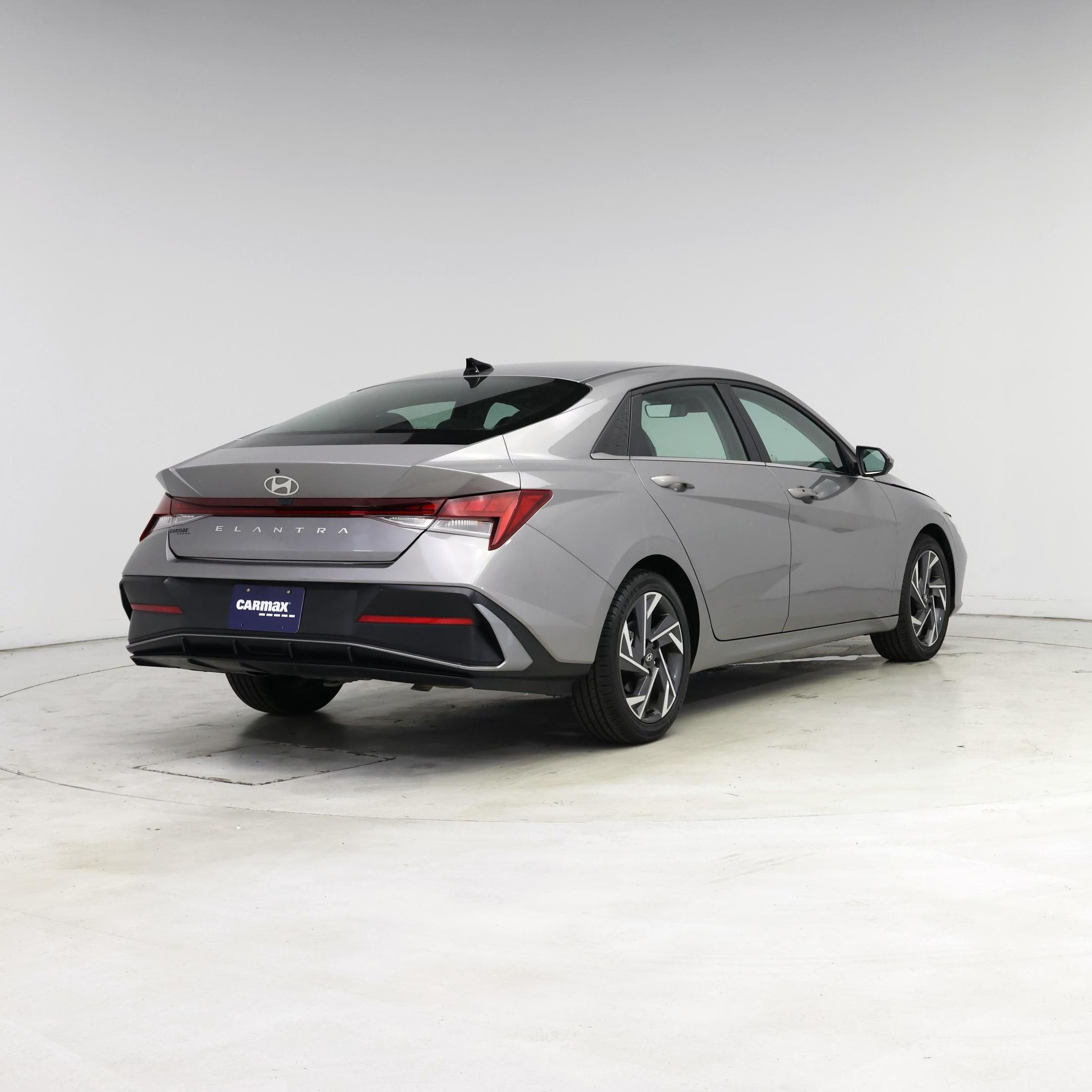 Thumbnail: 2024 Hyundai Elantra - 8