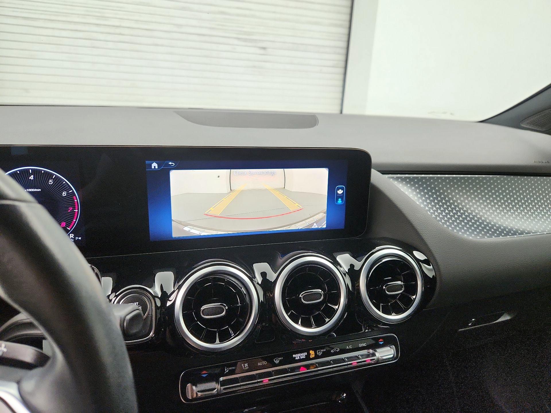 Thumbnail: 2025 Mercedes-Benz GLA - 14