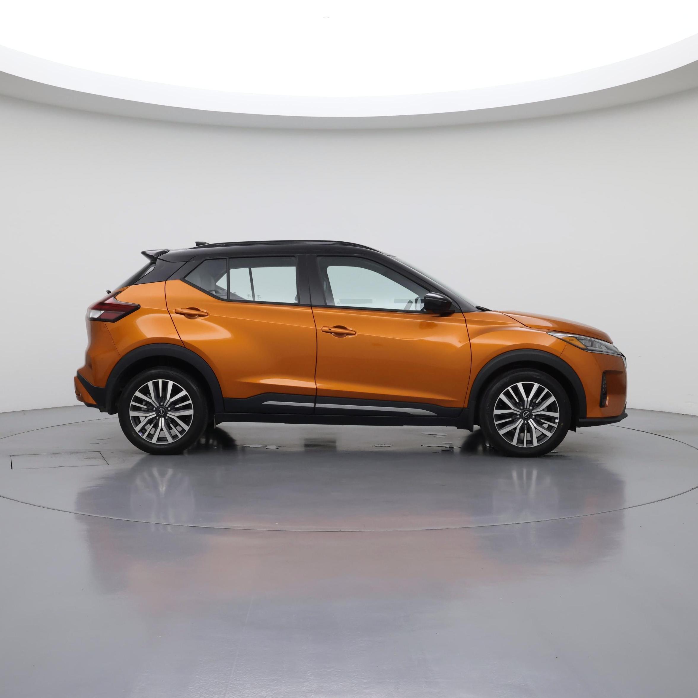 Thumbnail: 2023 Nissan Kicks - 7