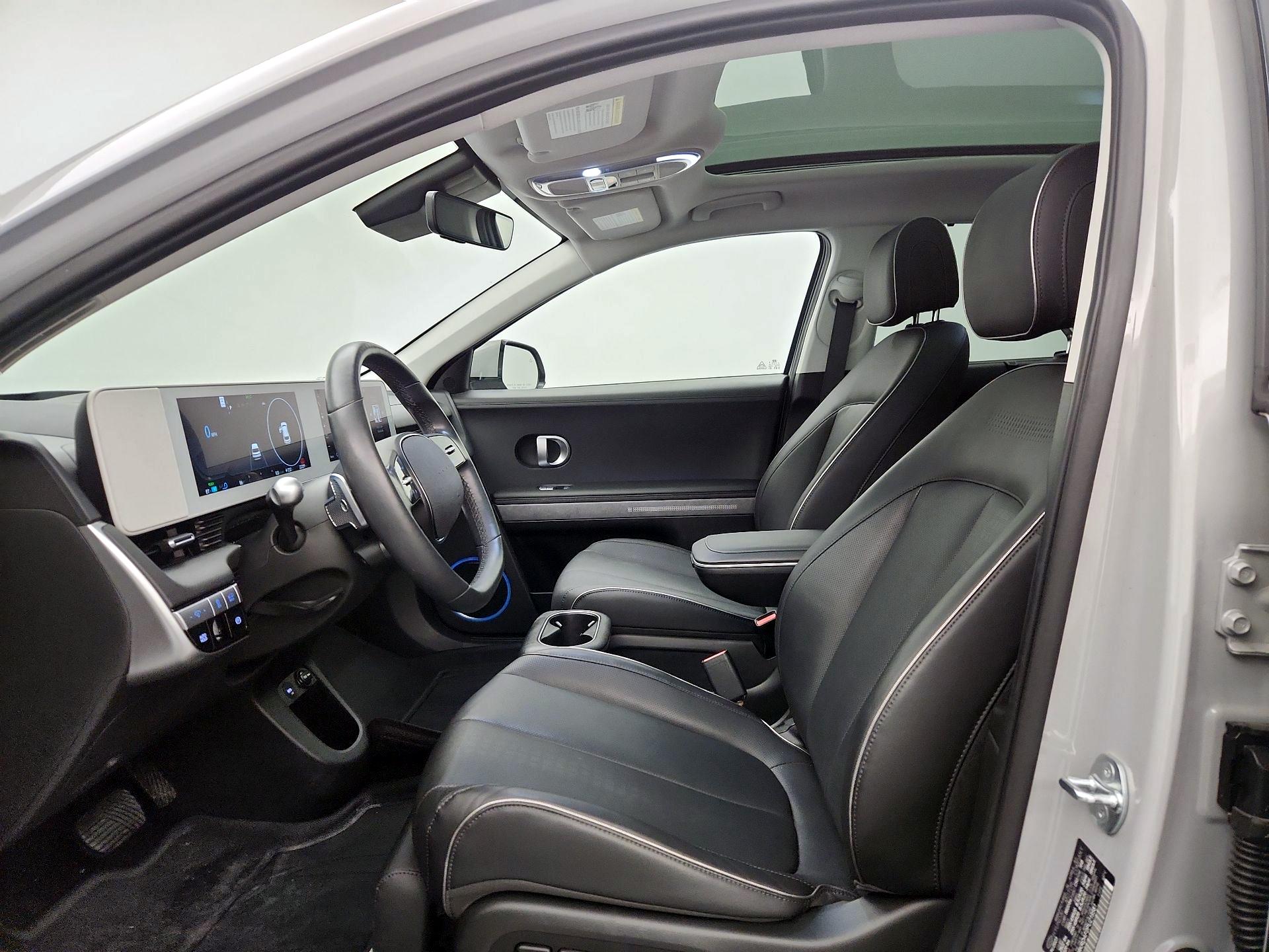 Thumbnail: 2023 Hyundai Ioniq 5 - 11