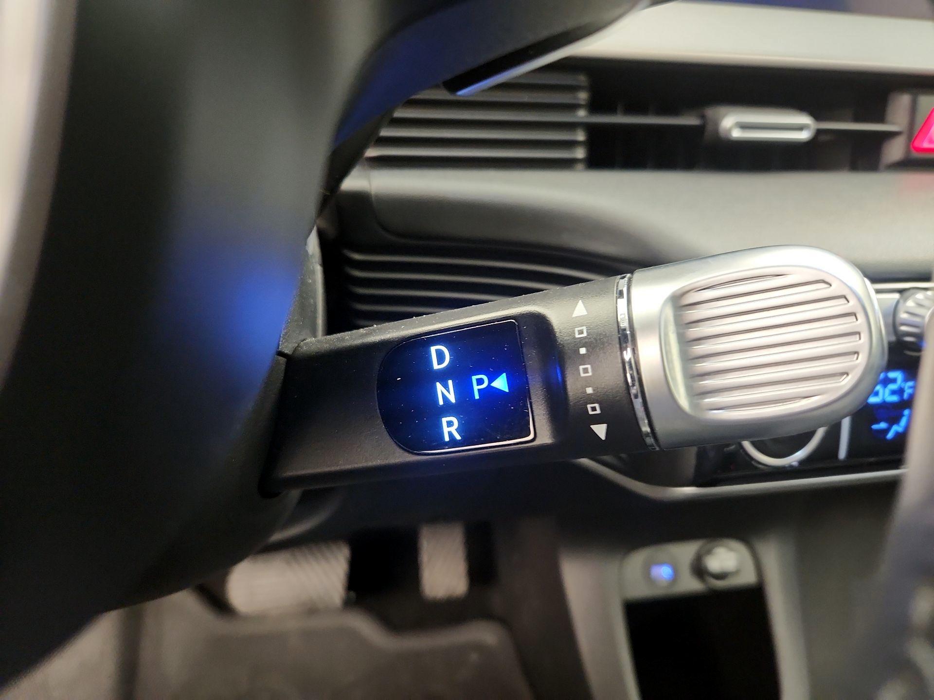 Thumbnail: 2023 Hyundai Ioniq 5 - 18