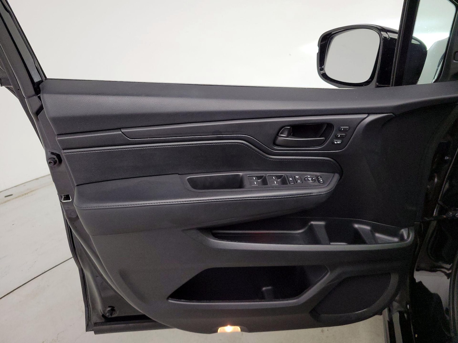 2025 Honda Odyssey Sport L - Photo 13