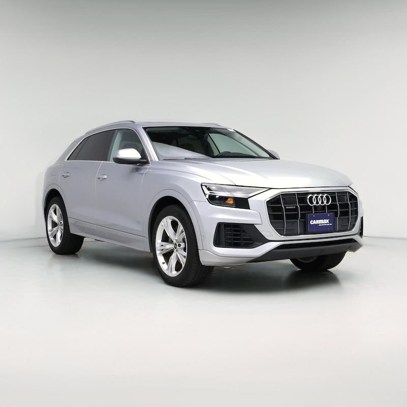 2022 Audi Q8 Premium Plus