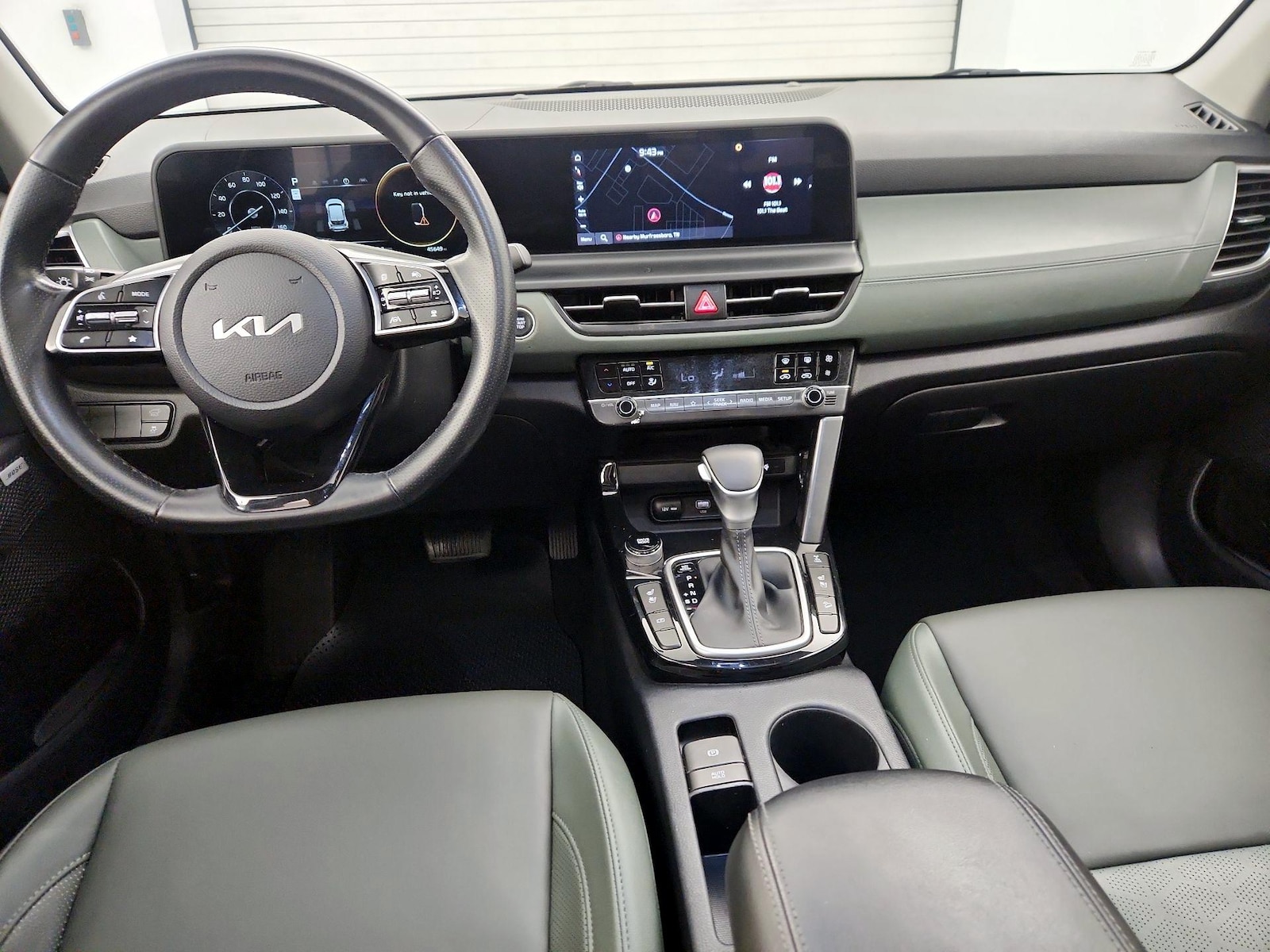 Apple CarPlay® & Android Auto™