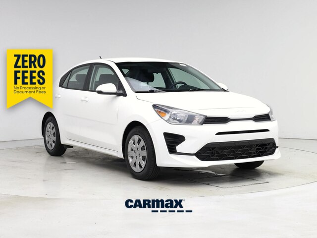 White 2022 Kia Rio Sedan Front-Wheel Drive Automatic