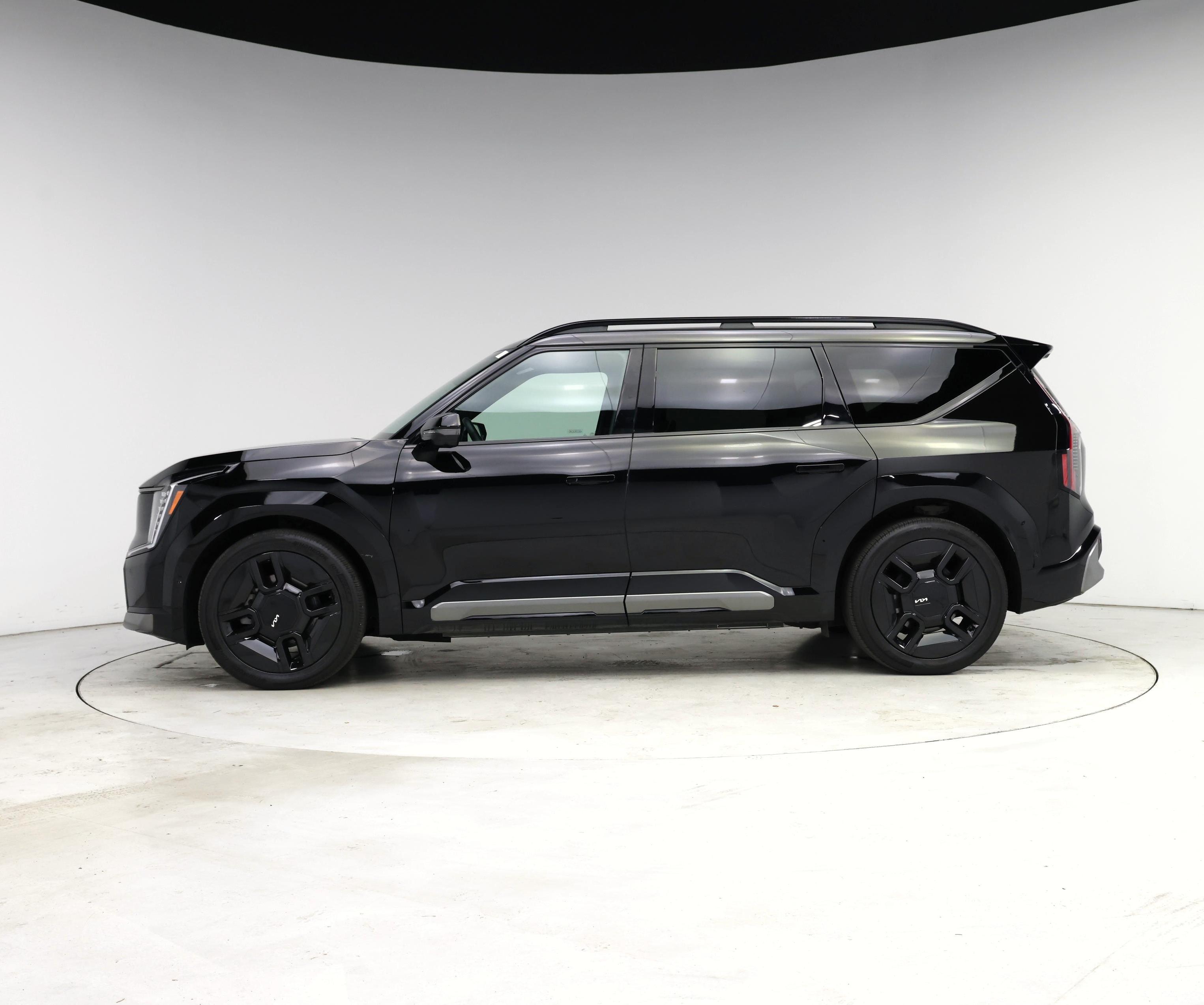 Thumbnail: 2024 Kia EV9 - 3