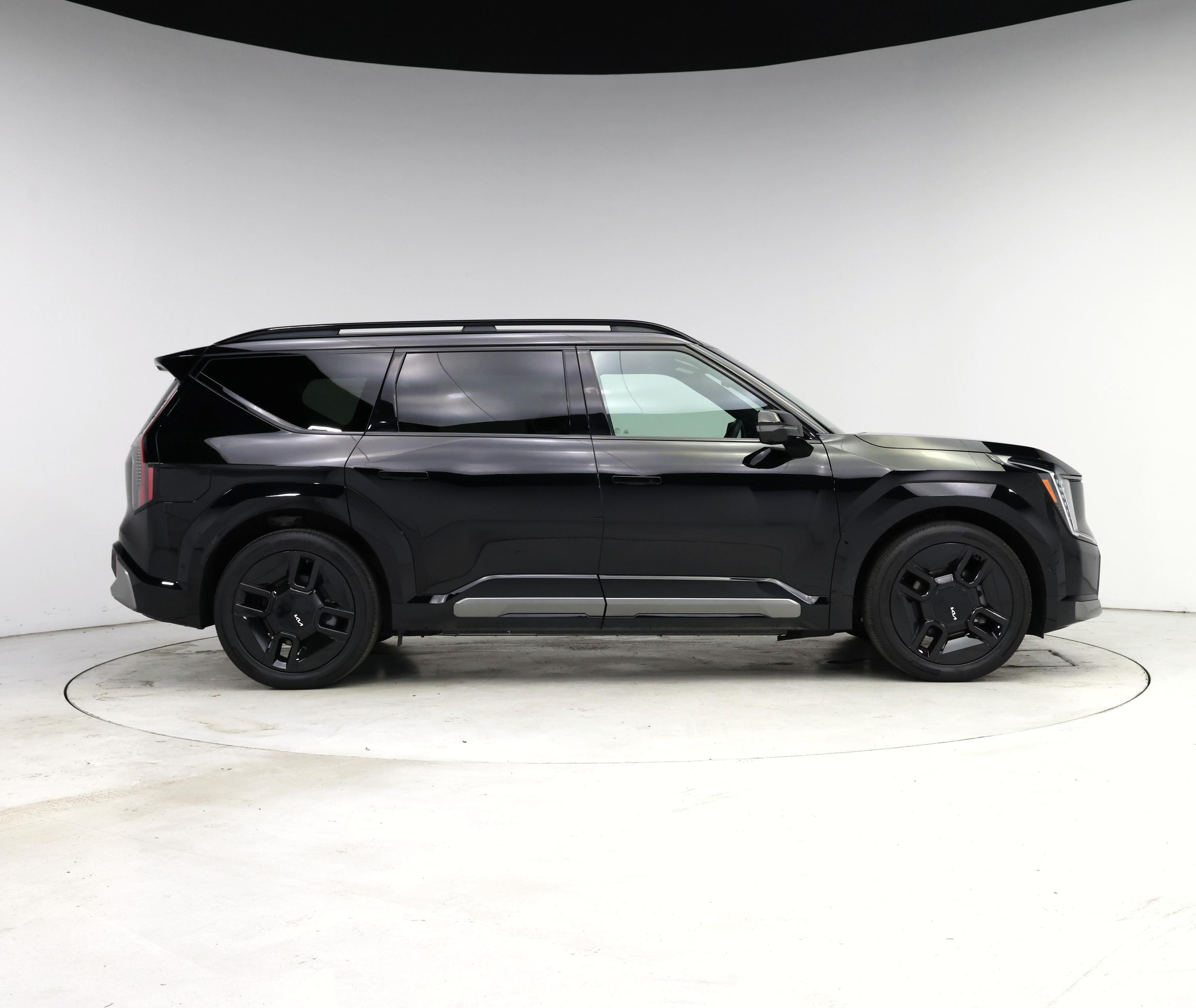 Thumbnail: 2024 Kia EV9 - 7