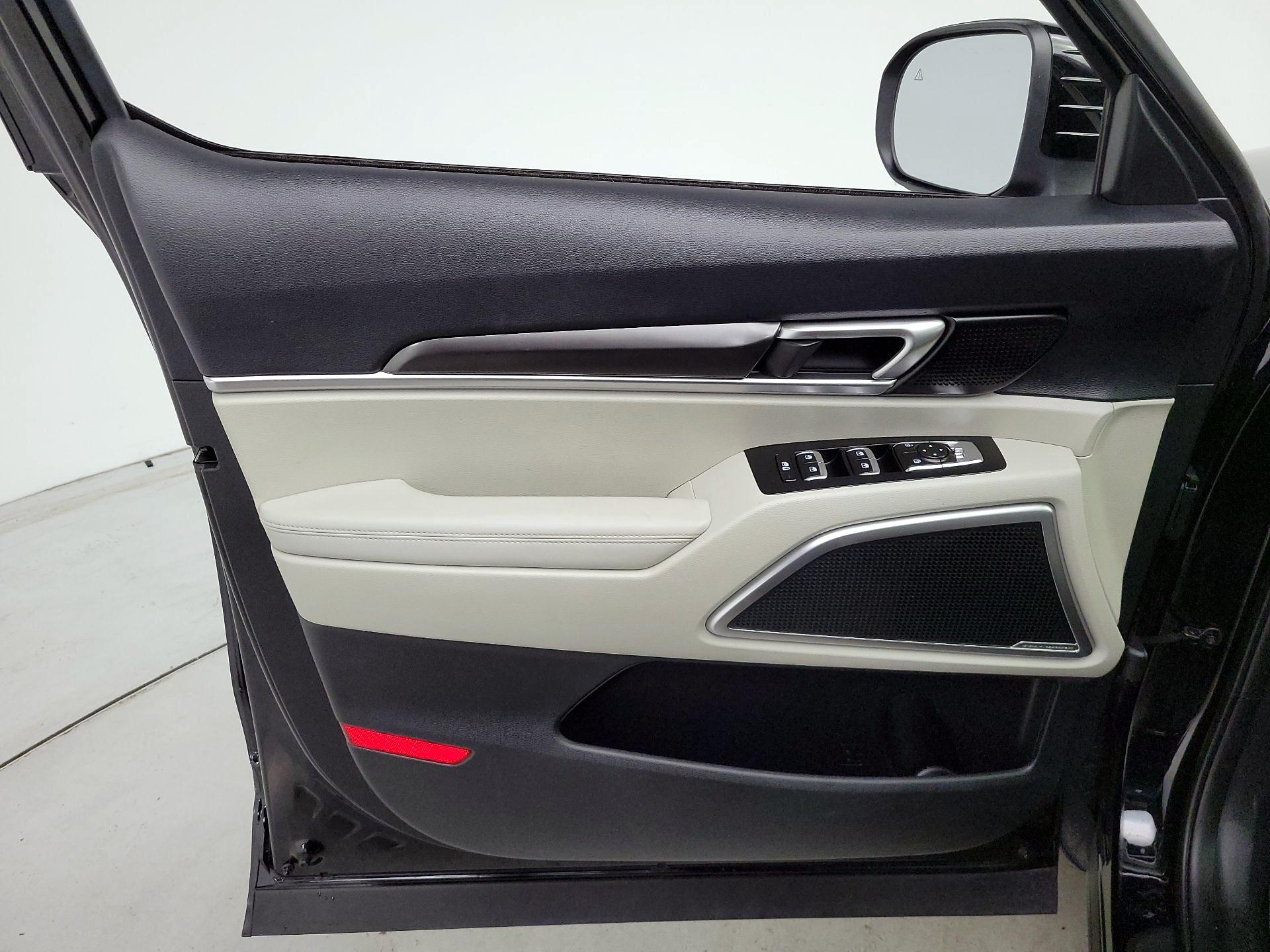 Thumbnail: 2025 Kia Telluride - 12