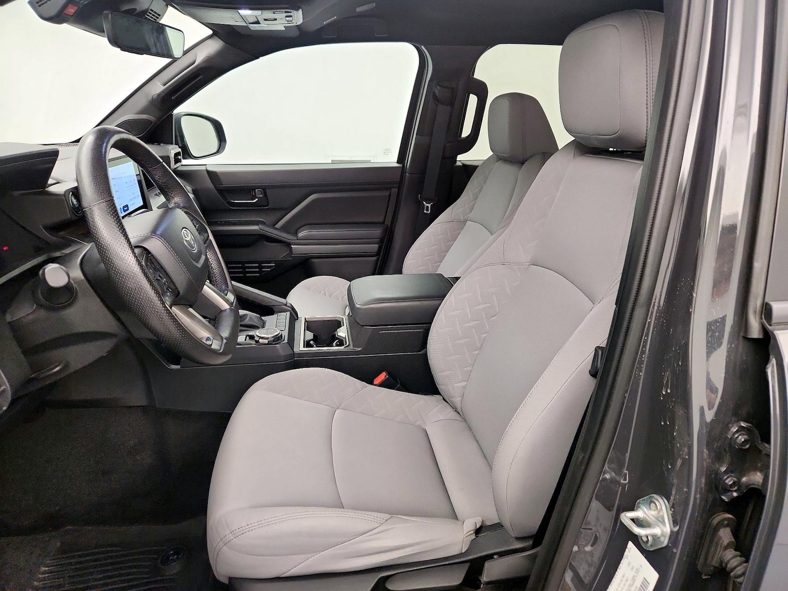 2024 Toyota Tacoma SR5 - Photo 12