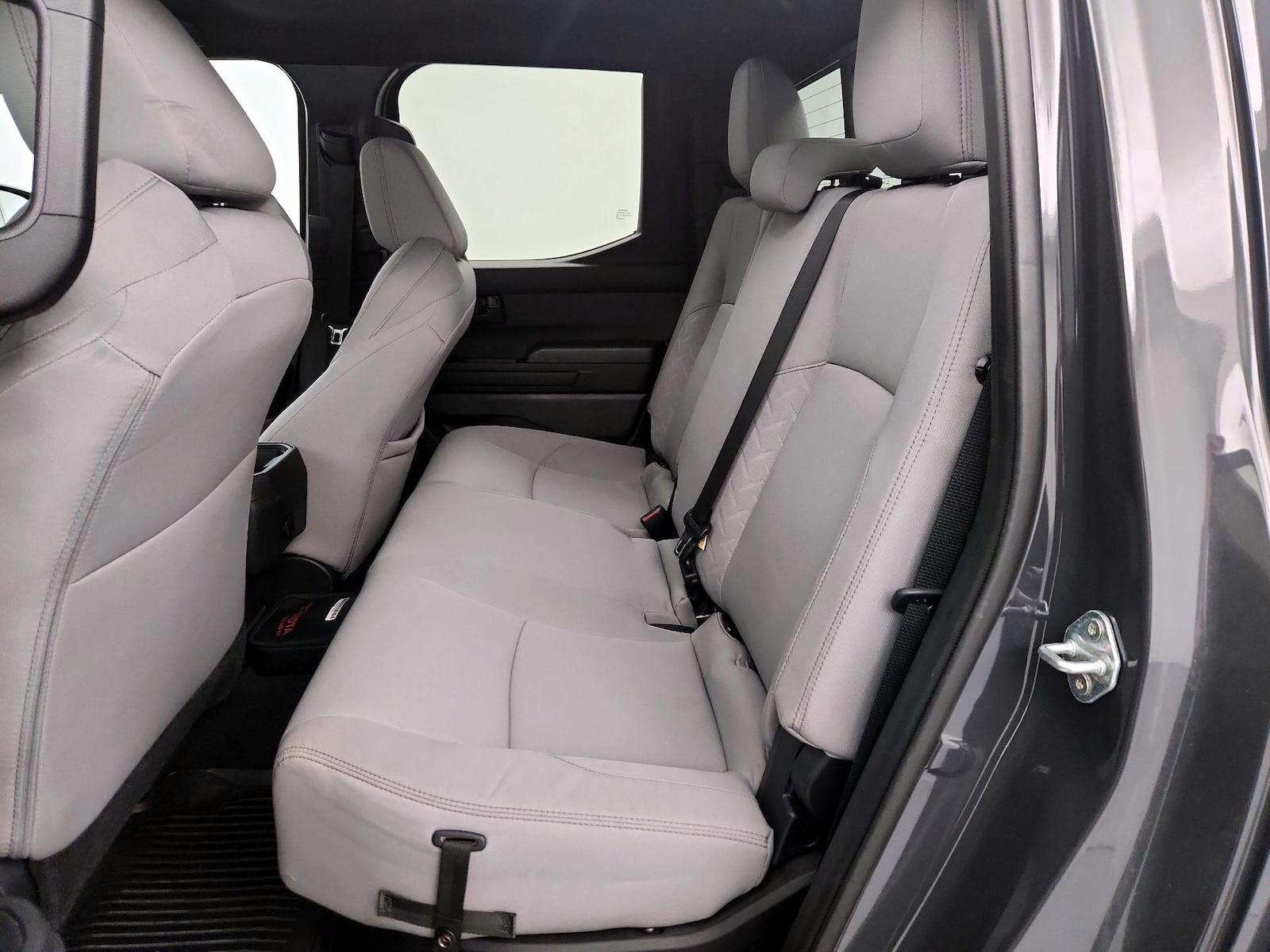 2024 Toyota Tacoma SR5 - Photo 20