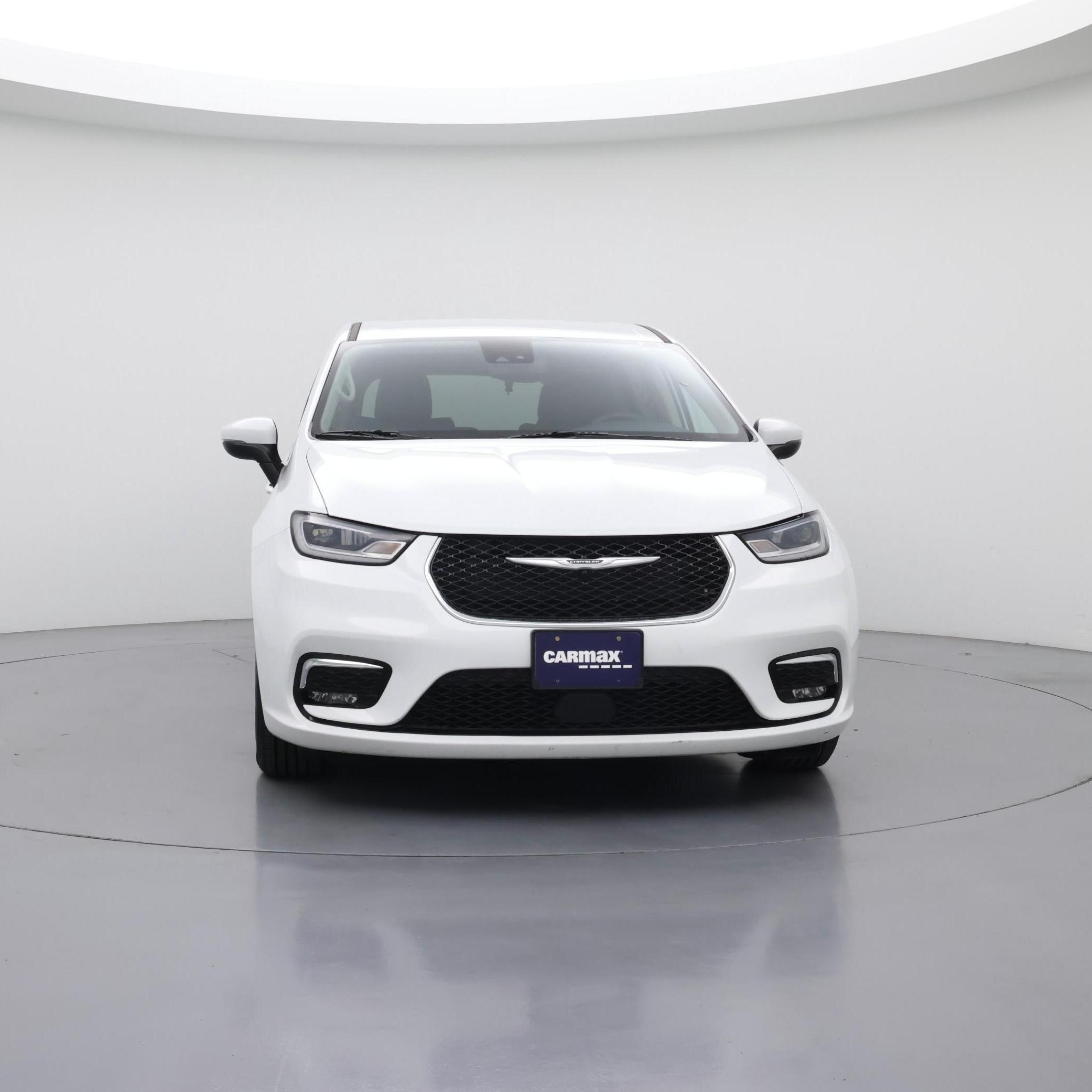 Thumbnail: 2023 Chrysler Pacifica - 5