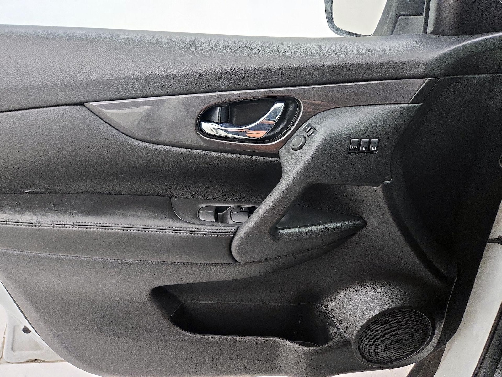 2019 Nissan Rogue SV - Photo 13