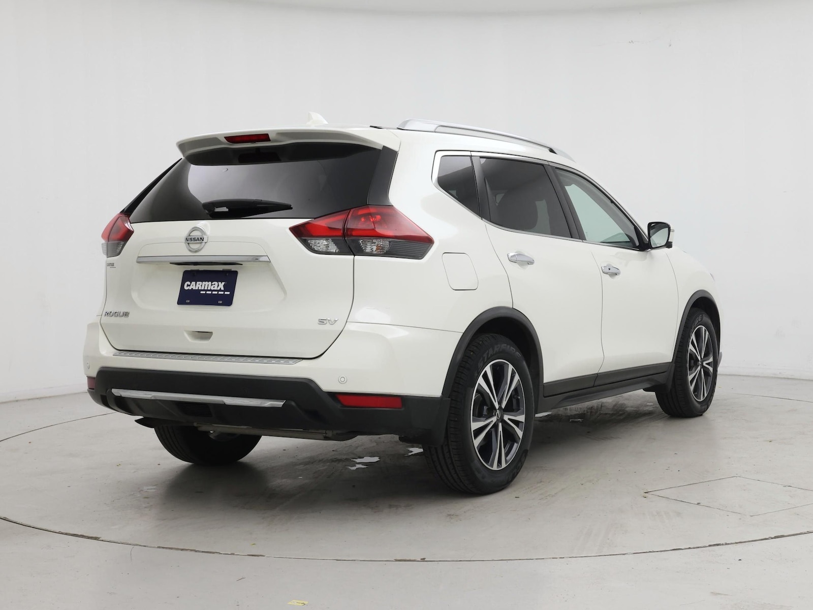 2019 Nissan Rogue SV - Photo 9