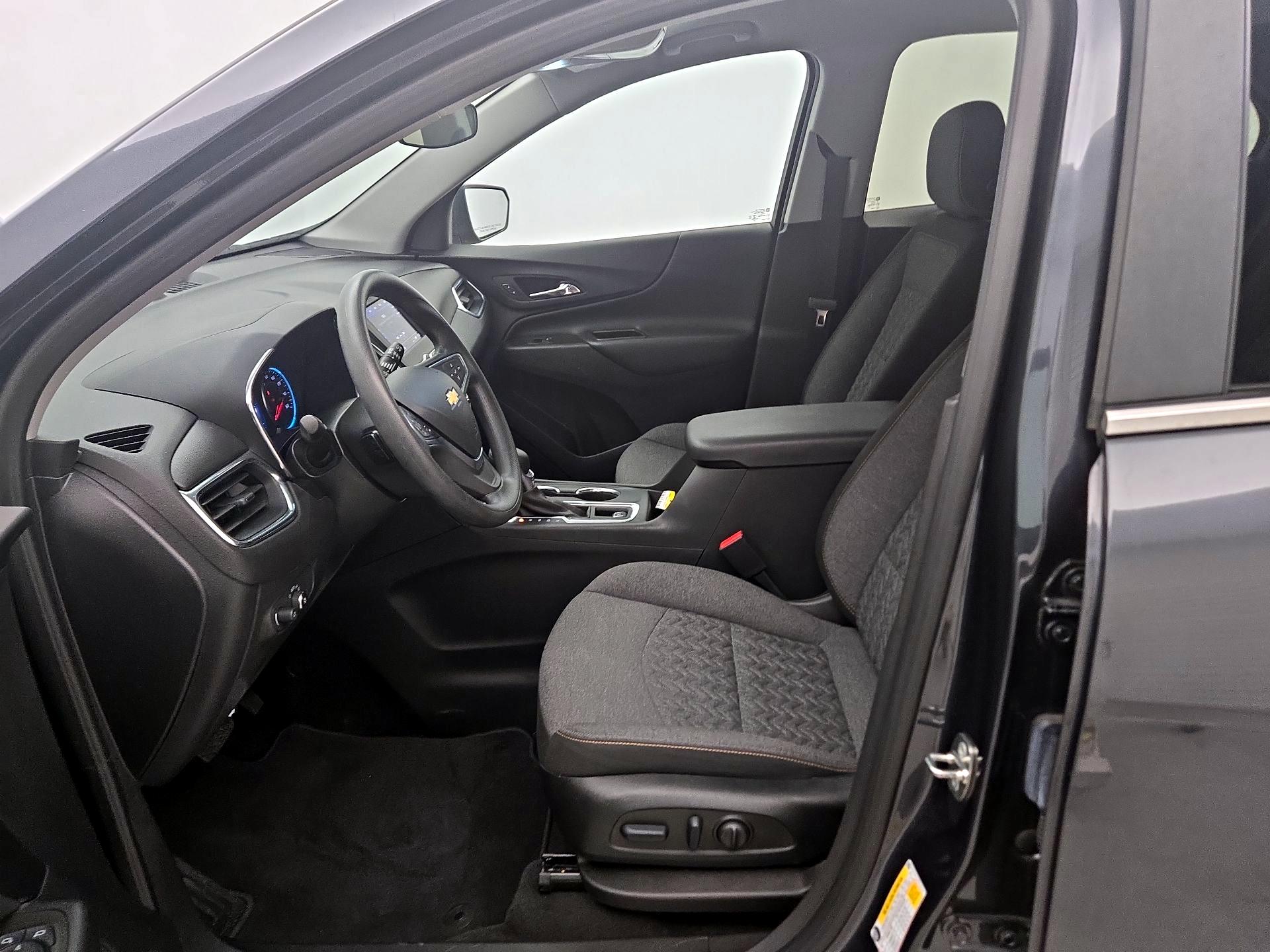 Thumbnail: 2023 Chevrolet Equinox - 11