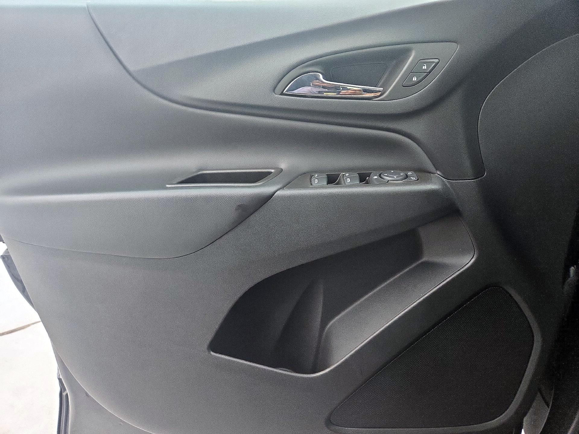 Thumbnail: 2023 Chevrolet Equinox - 12