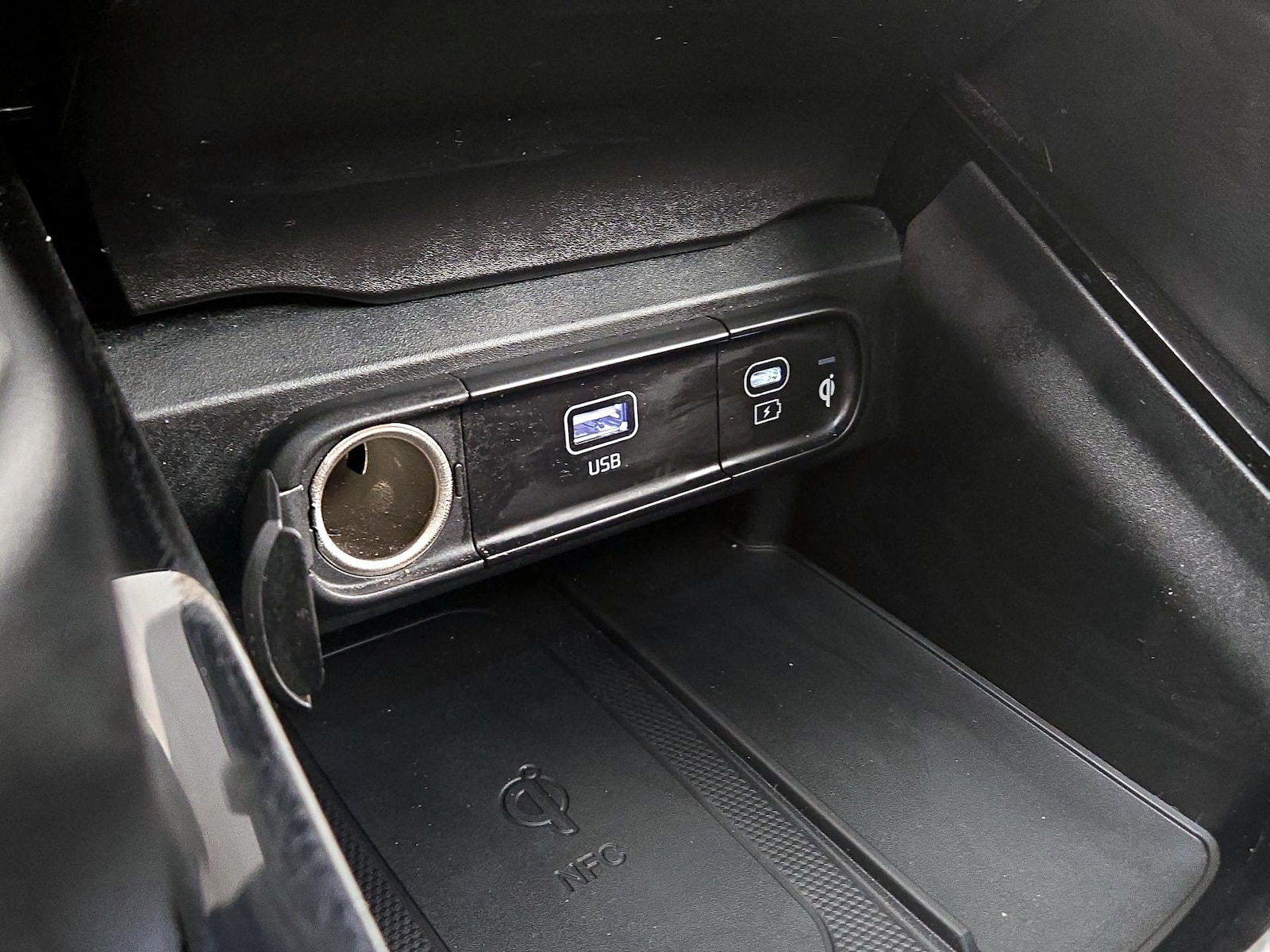 2023 Kia Telluride SX Prestige - Photo 18