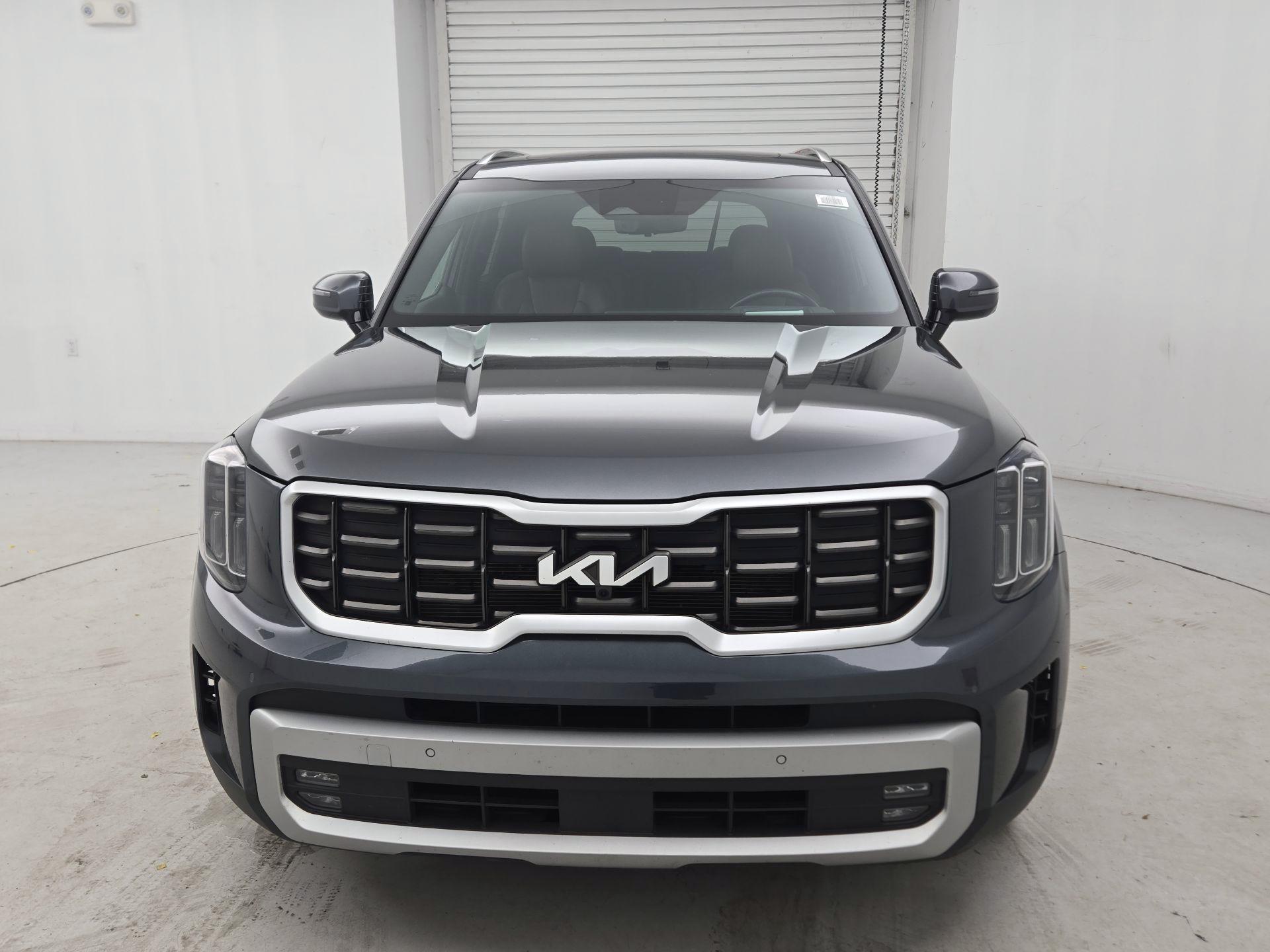 Thumbnail: 2023 Kia Telluride - 2