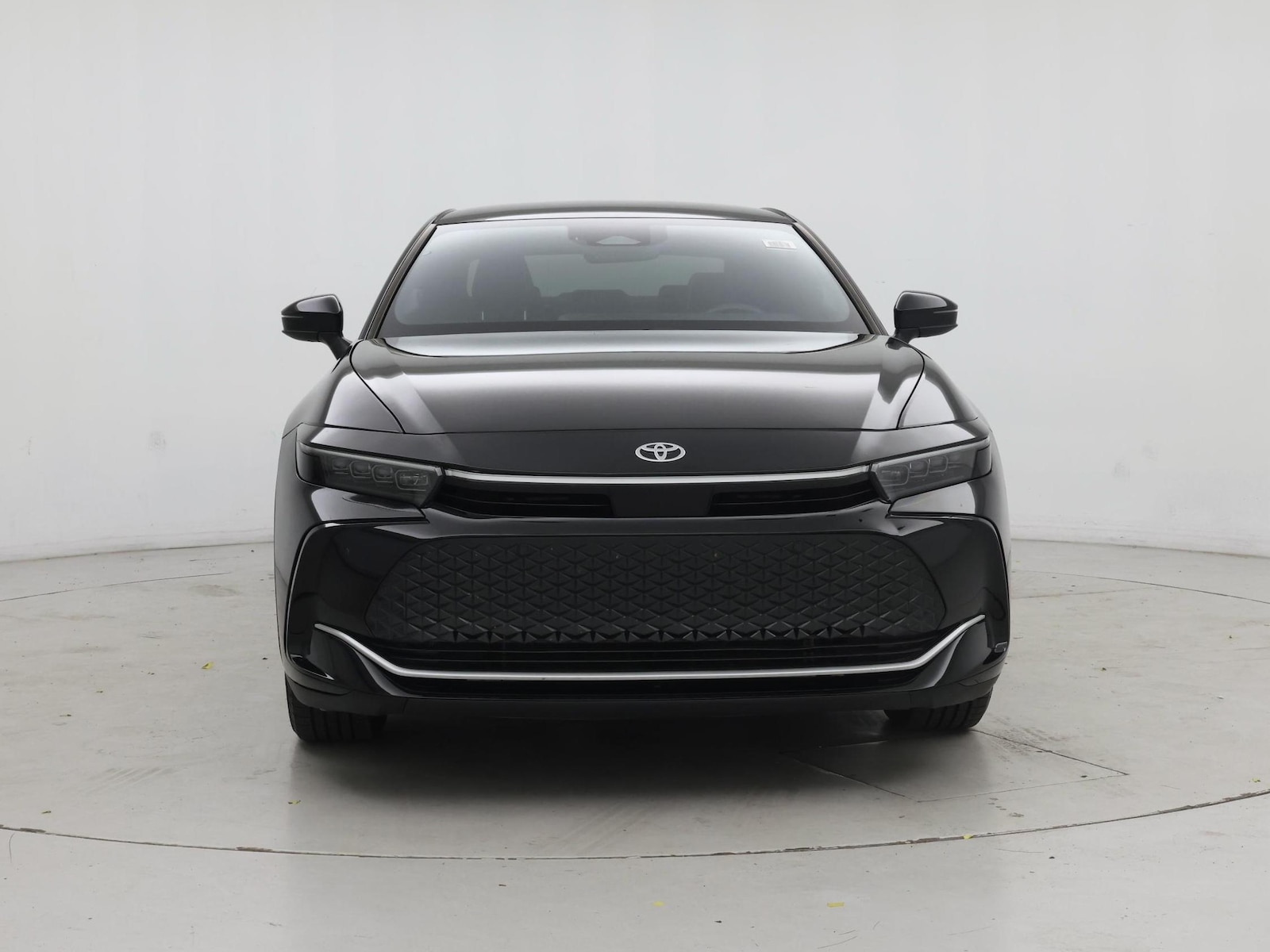 2023 Toyota Crown Limited - Photo 6