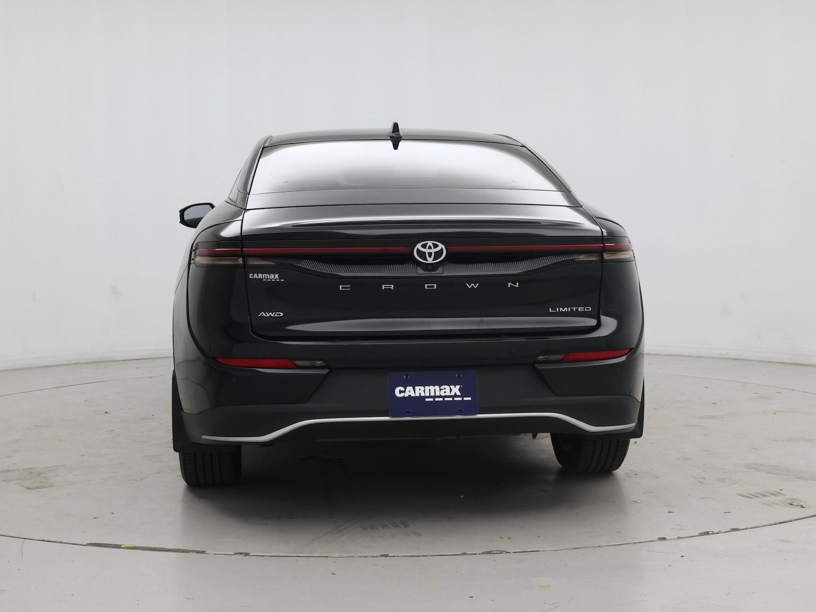 2023 Toyota Crown Limited - Photo 7