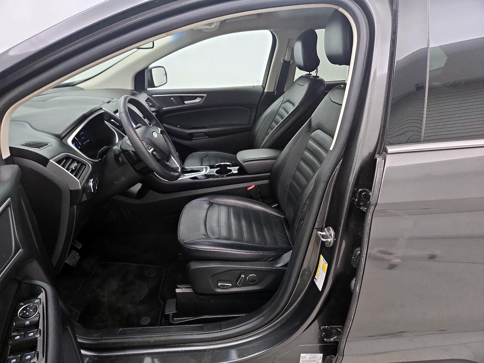 Thumbnail: 2018 Ford Edge - 11