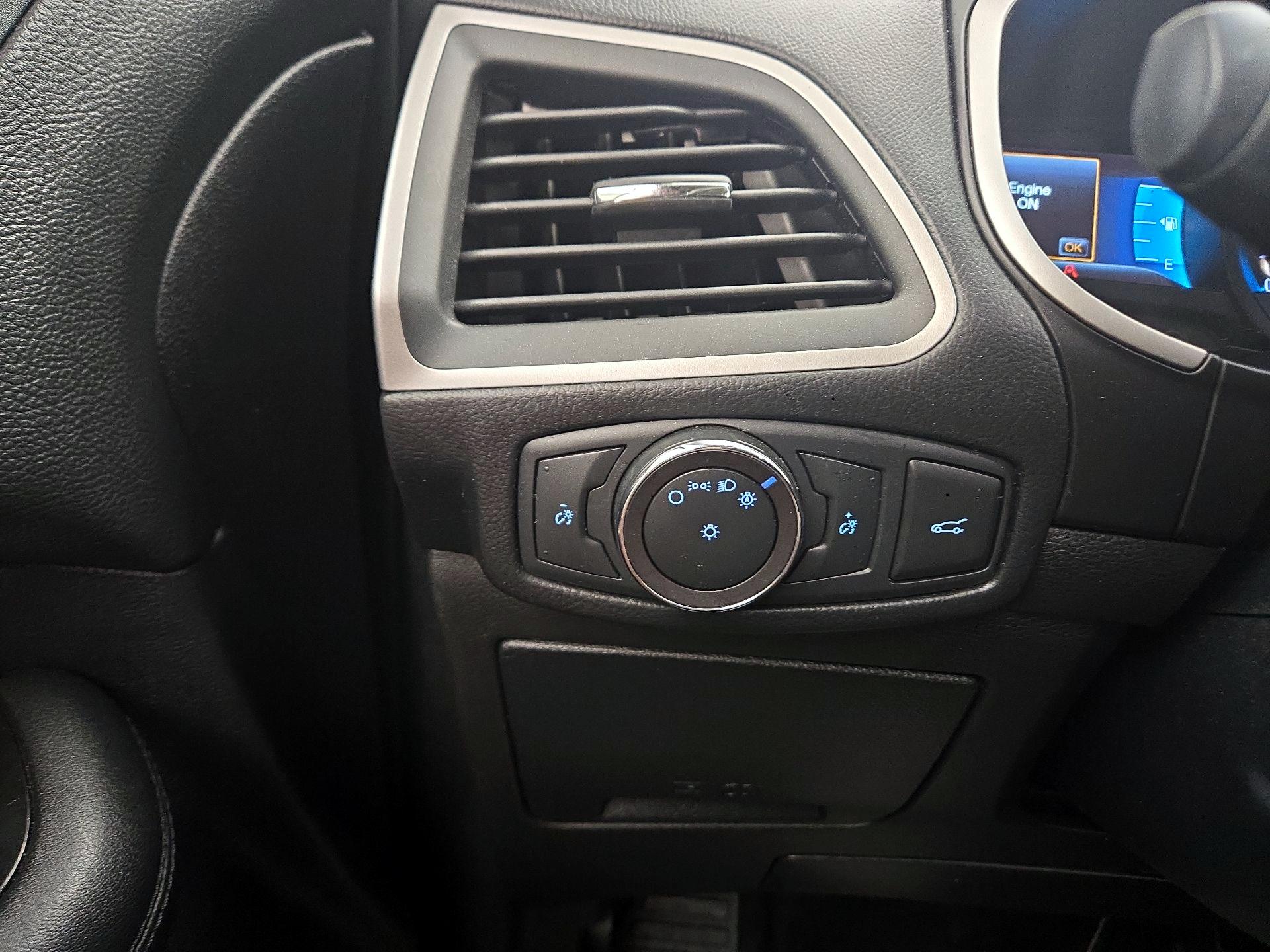 Thumbnail: 2018 Ford Edge - 13