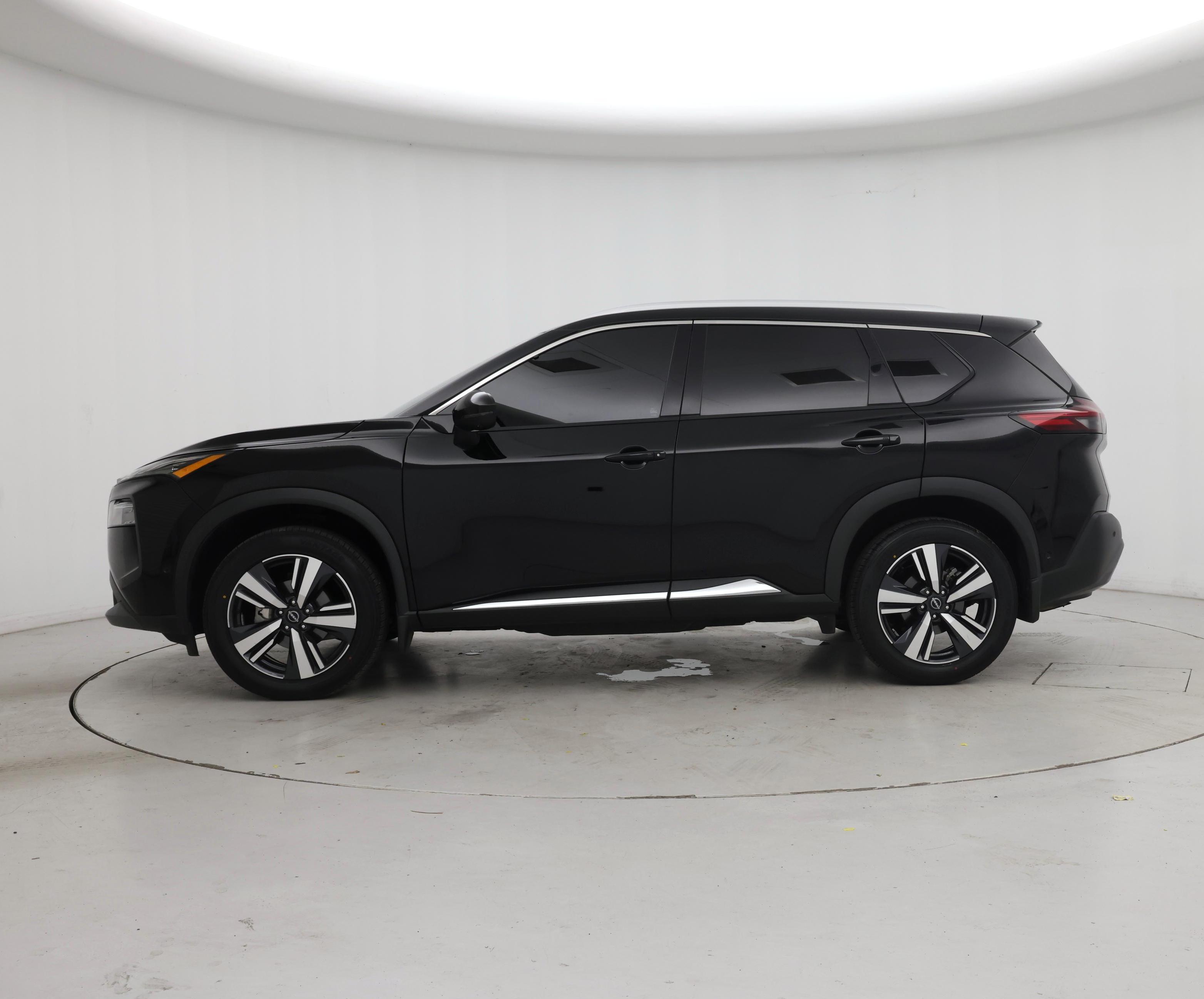Thumbnail: 2022 Nissan Rogue - 3