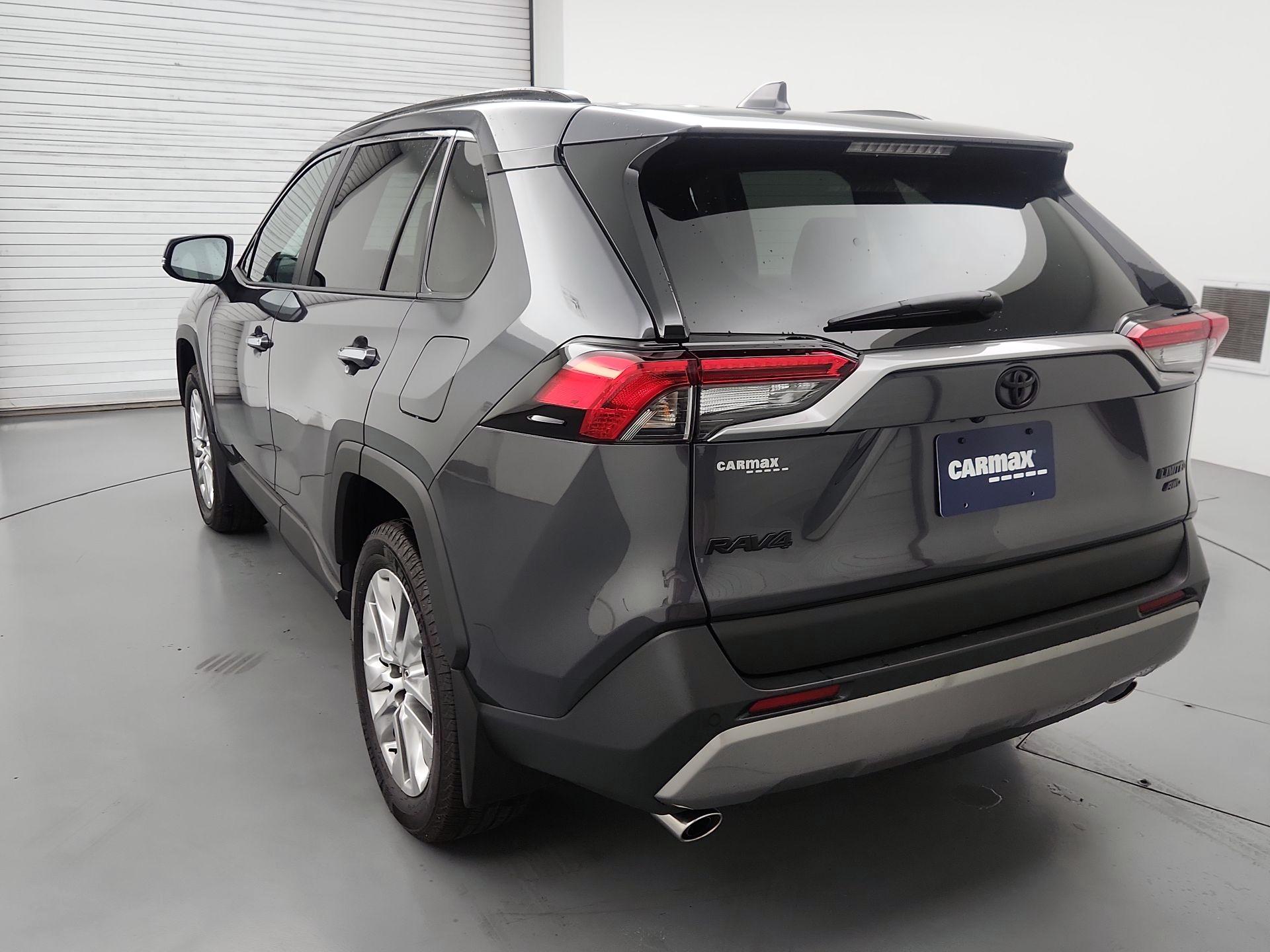 Thumbnail: 2025 Toyota RAV4 - 7