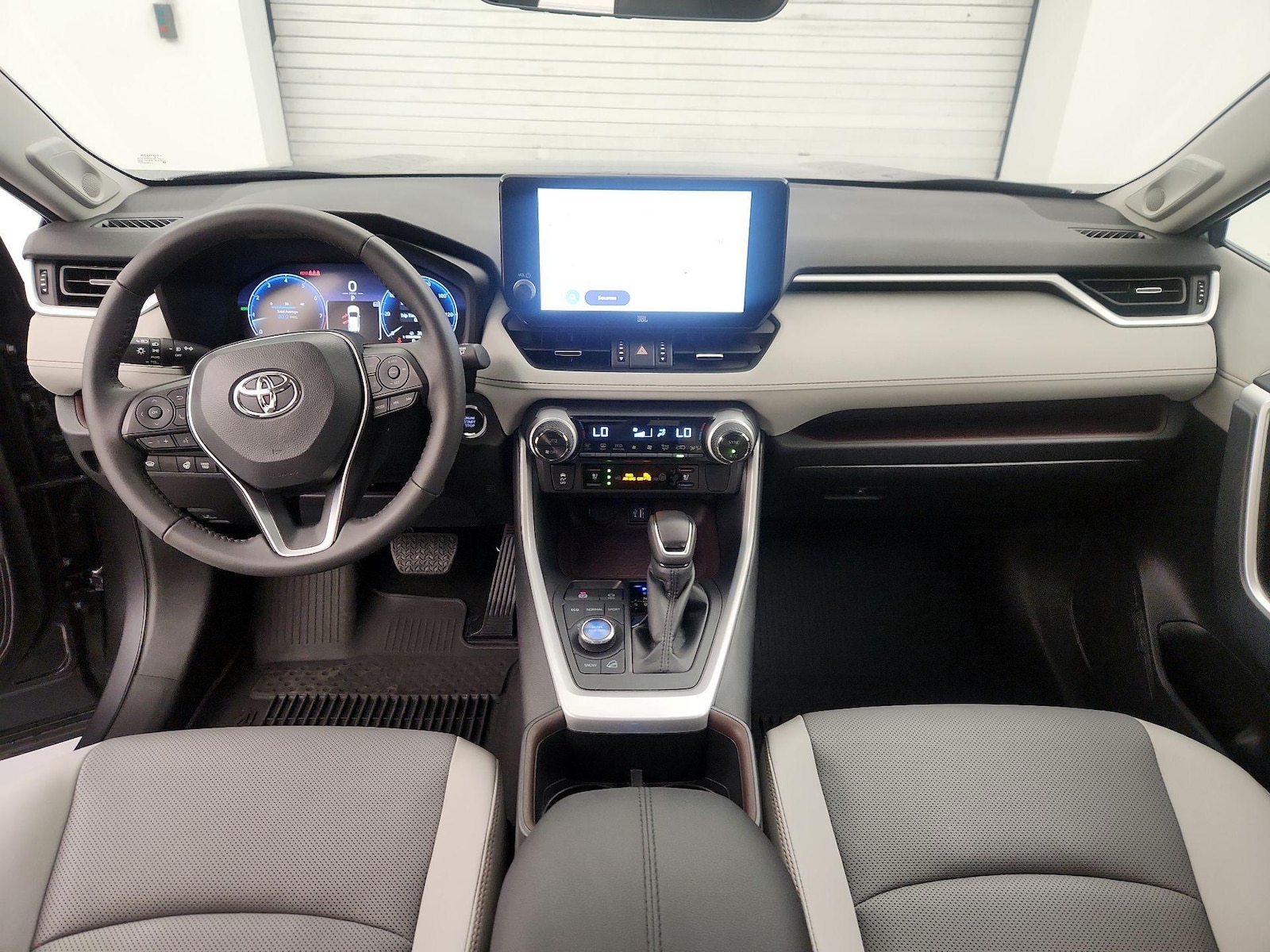 2025 Toyota RAV4 Limited - Photo 8