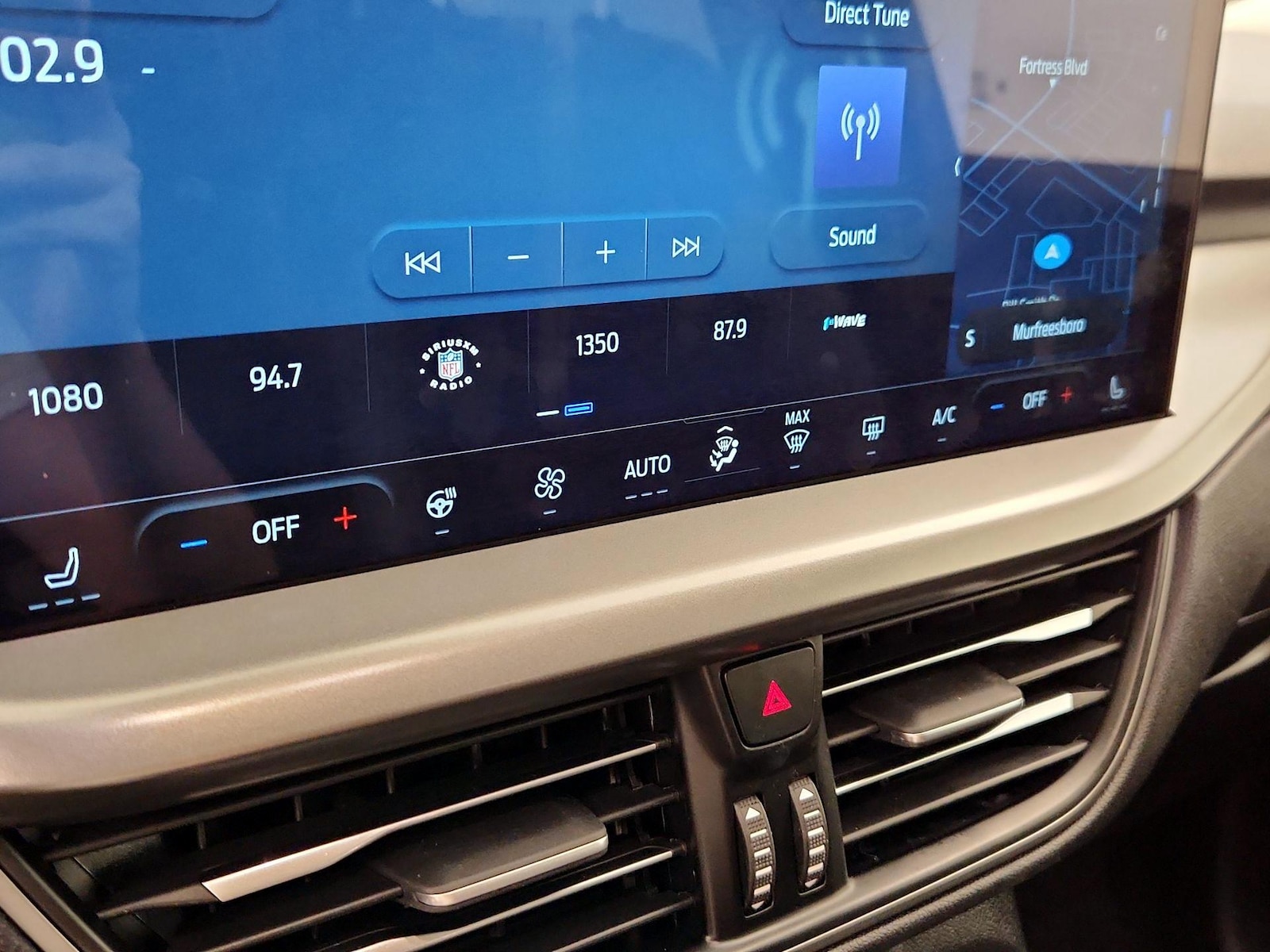 2025 Ford Escape Plug-in hybrid PHEV - Photo 17