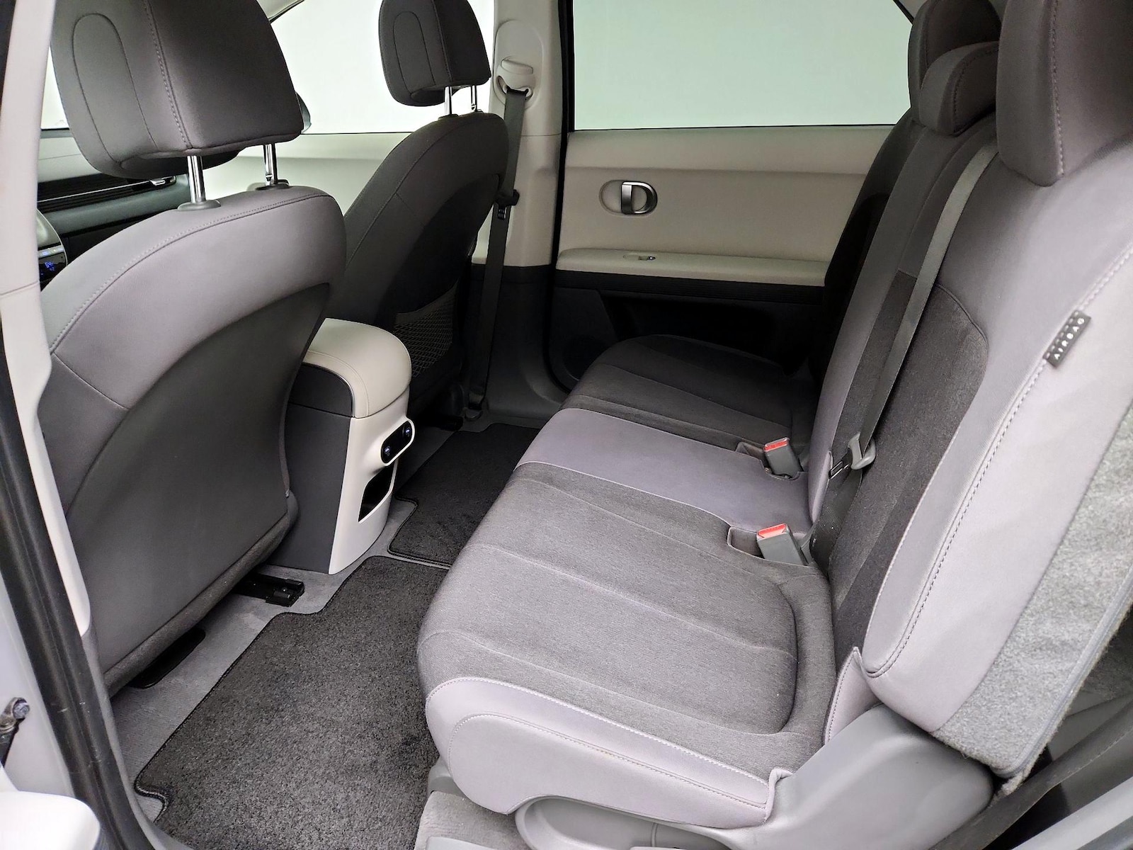 2024 Hyundai IONIQ 5 SEL - Photo 19