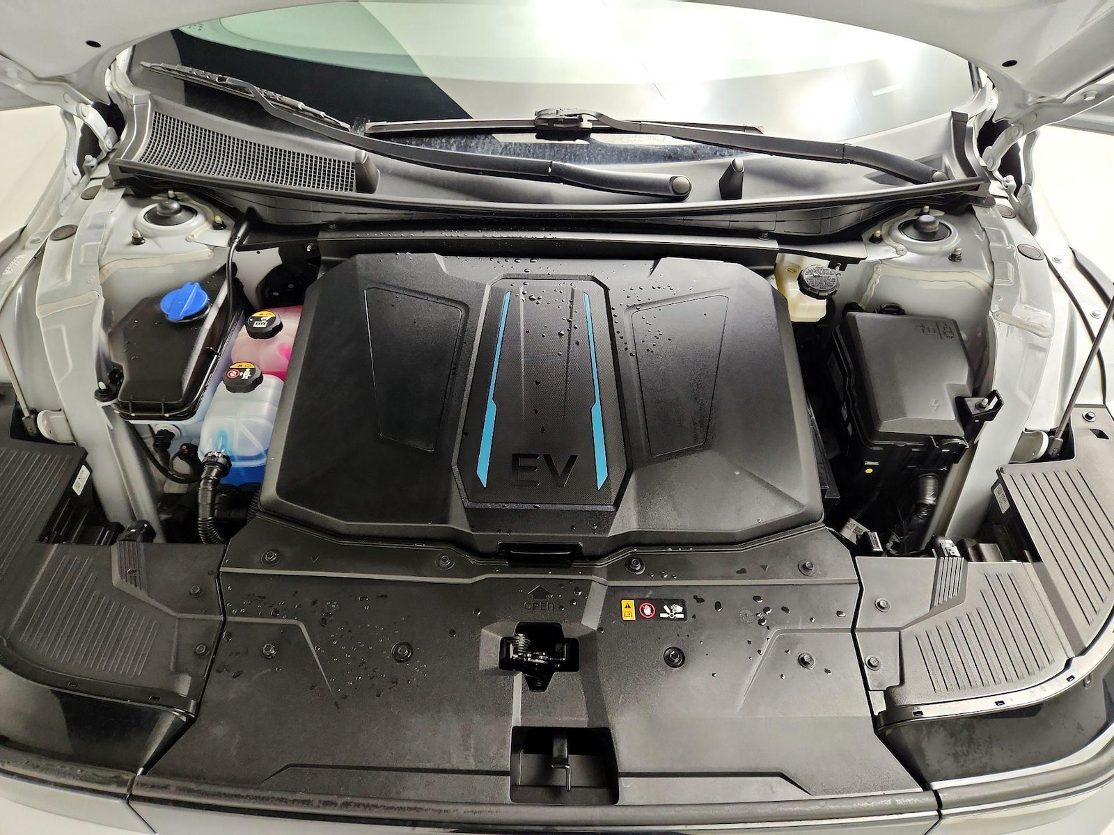 2024 Hyundai IONIQ 5 SEL - Photo 22