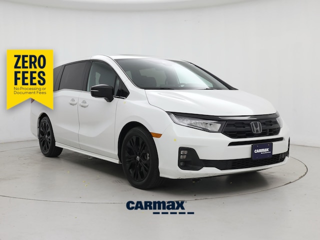 White 2025 Honda Odyssey Minivan Front-Wheel Drive Automatic