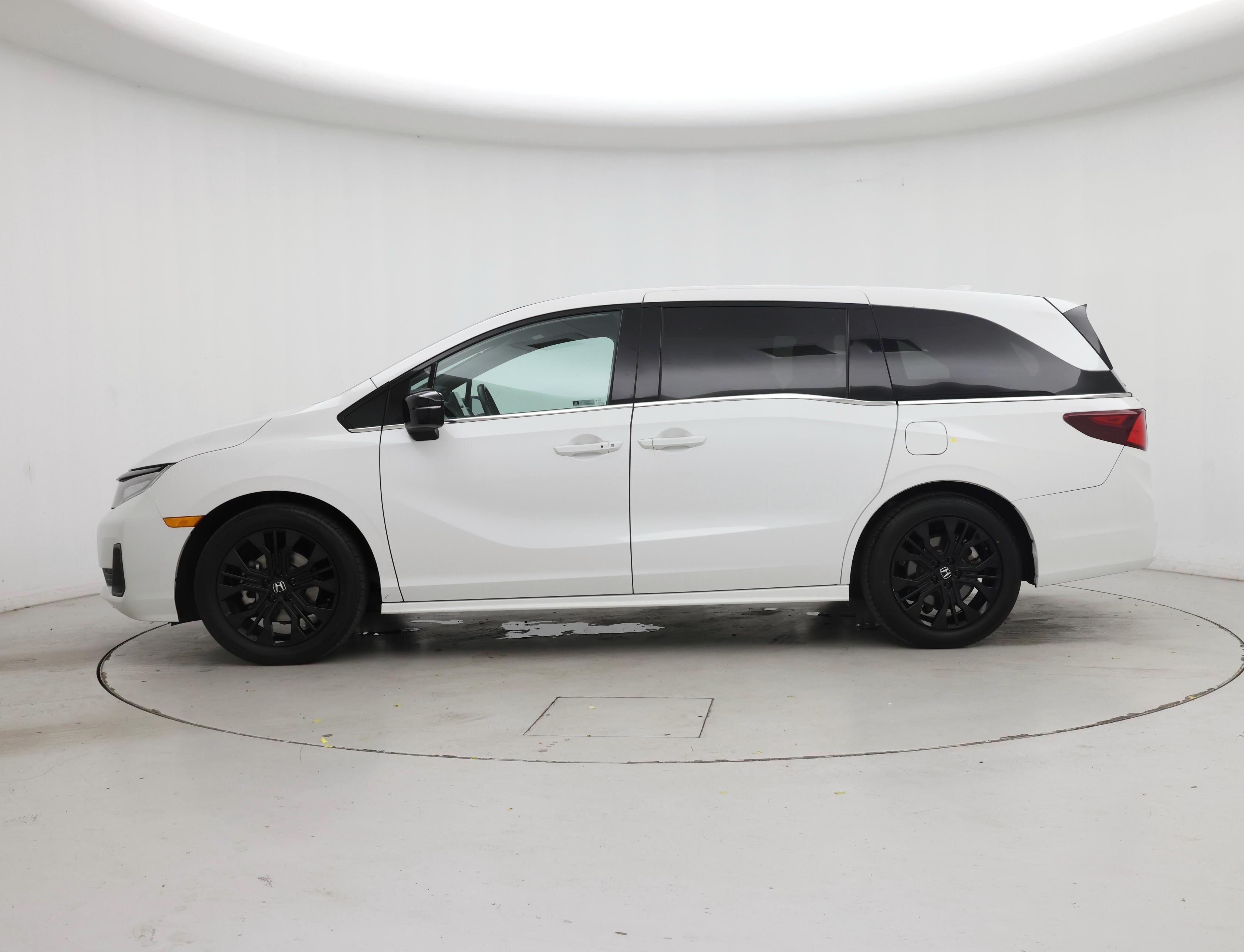 Thumbnail: 2025 Honda Odyssey - 3