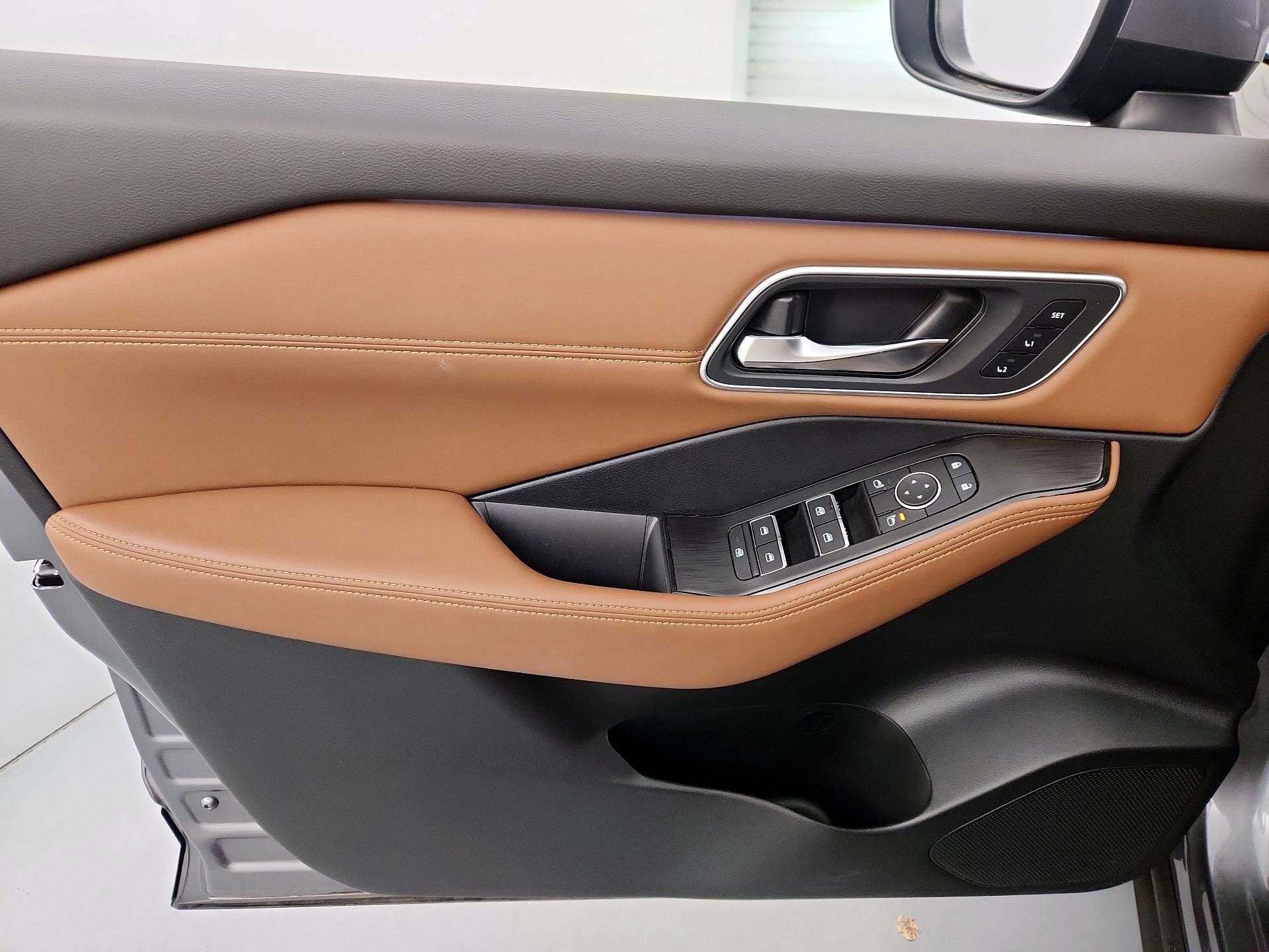 Thumbnail: 2026 Nissan Rogue - 12