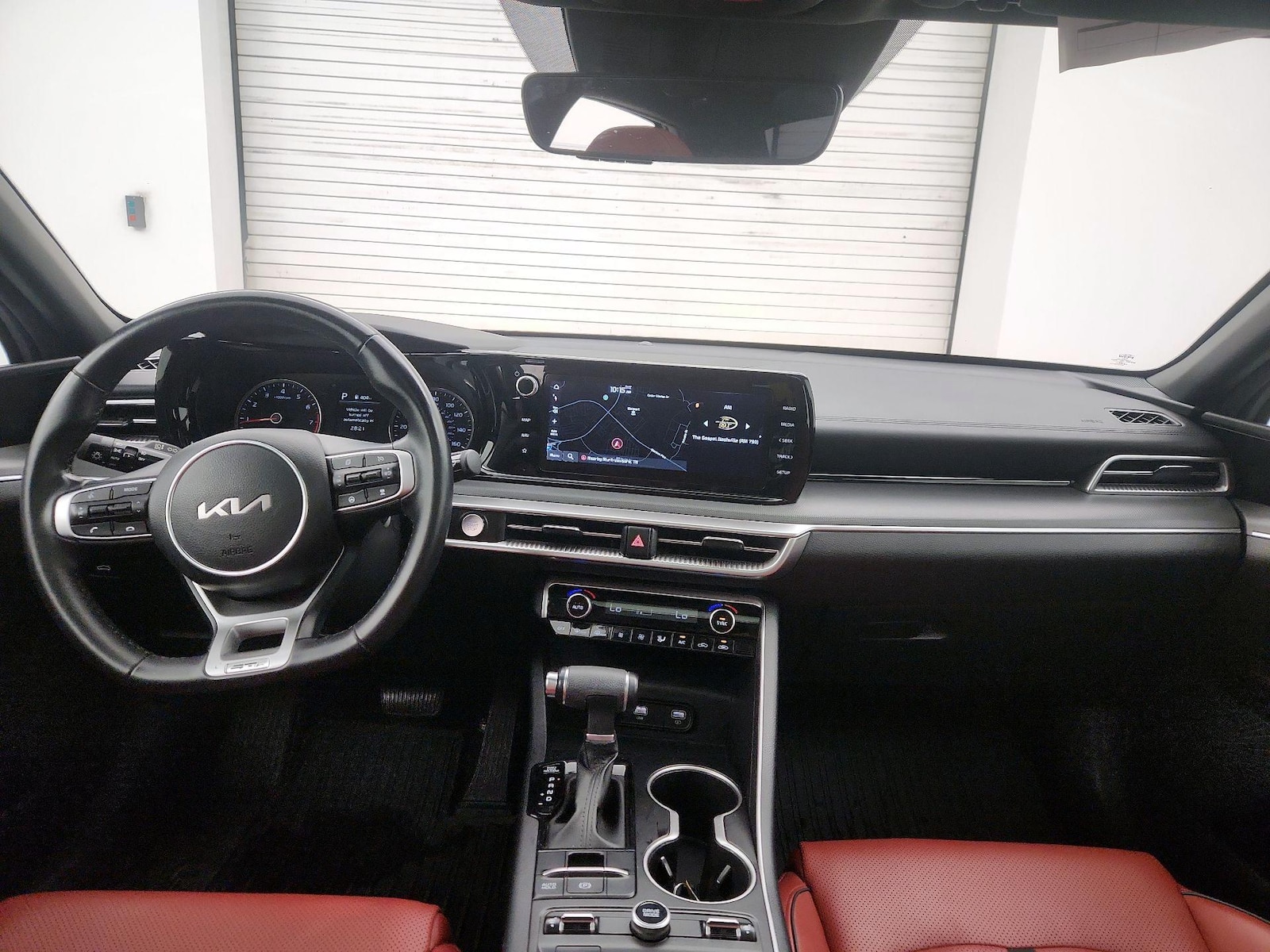 2024 Kia K5 GT-Line - Photo 10