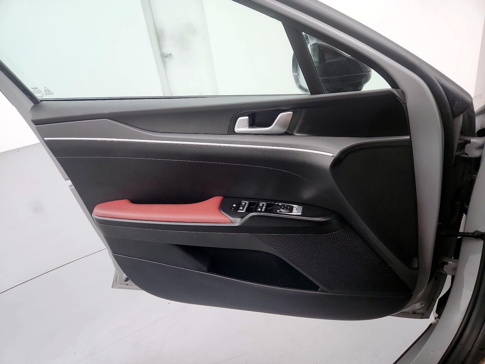 2024 Kia K5 GT-Line - Photo 13