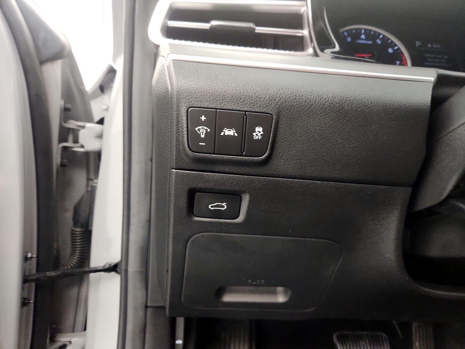 2024 Kia K5 GT-Line - Photo 14