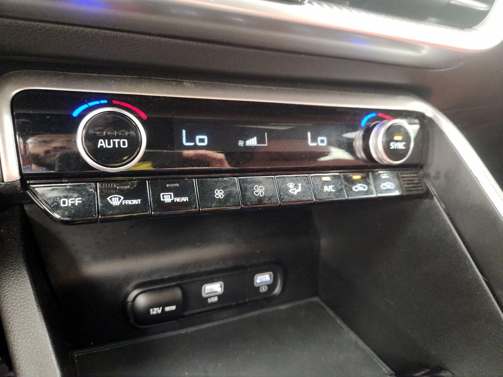 2024 Kia K5 GT-Line - Photo 18