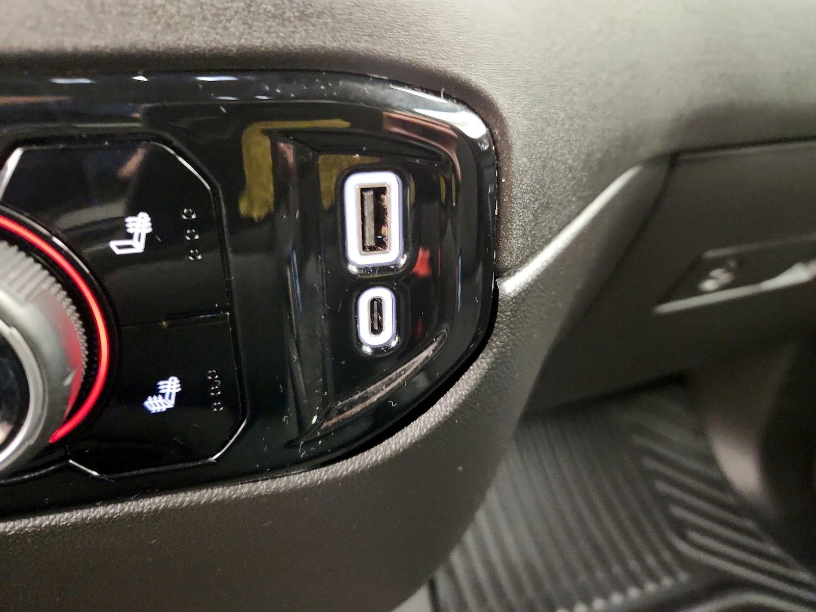 2024 Chevrolet Silverado 1500 LT - Photo 19