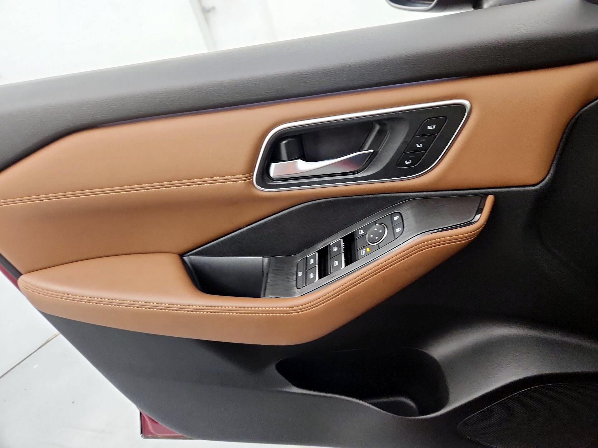 Thumbnail: 2025 Nissan Rogue - 12