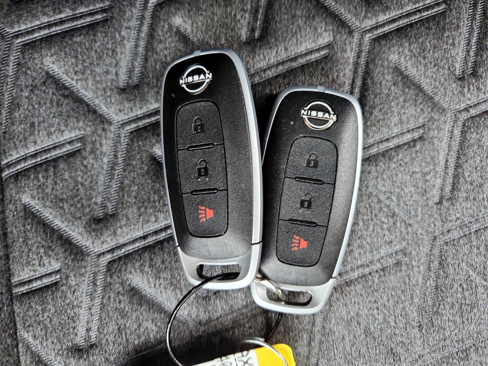 2025 Nissan Kicks SV AWD - Photo 22