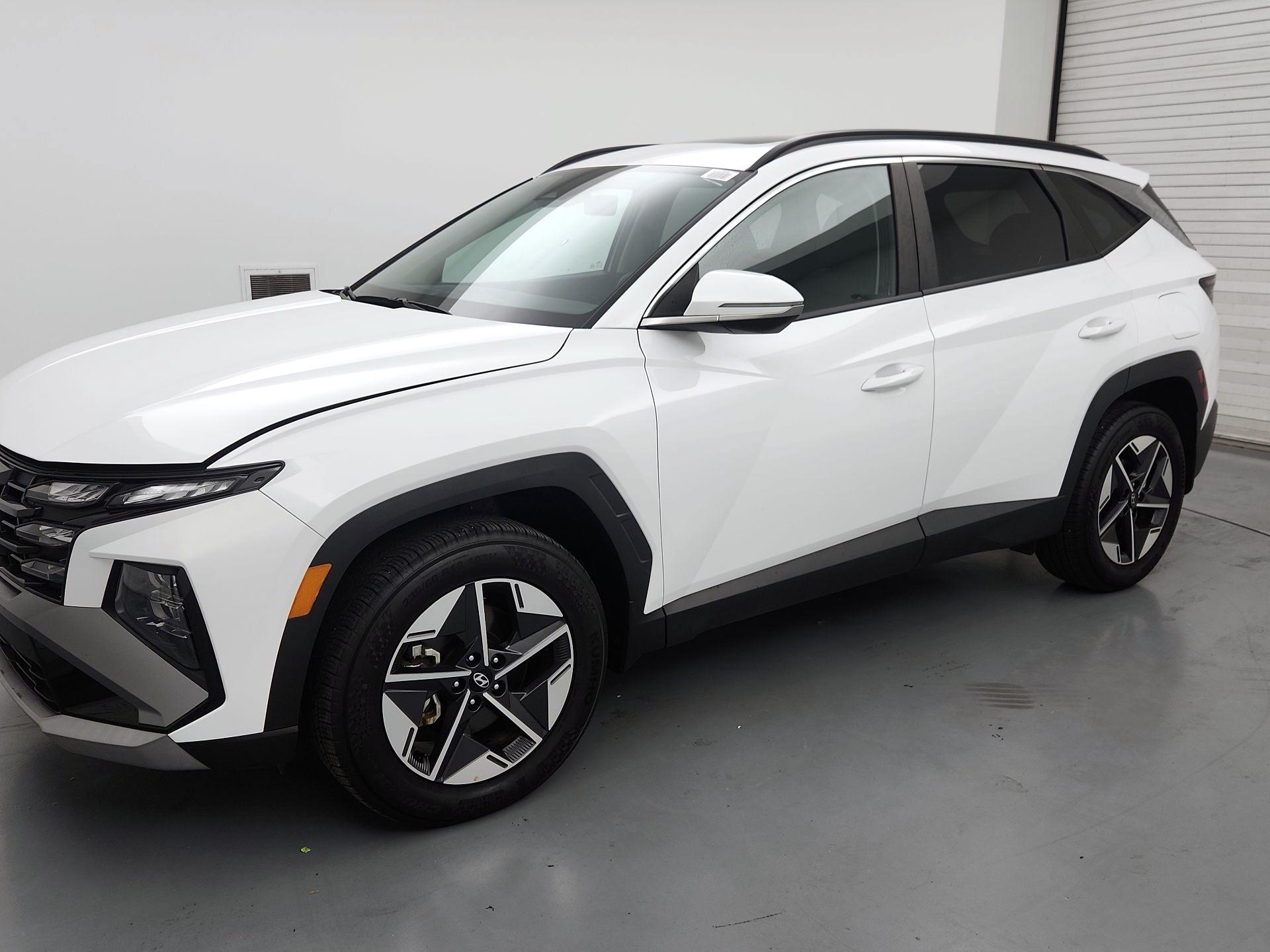 Thumbnail: 2025 Hyundai Tucson - 3