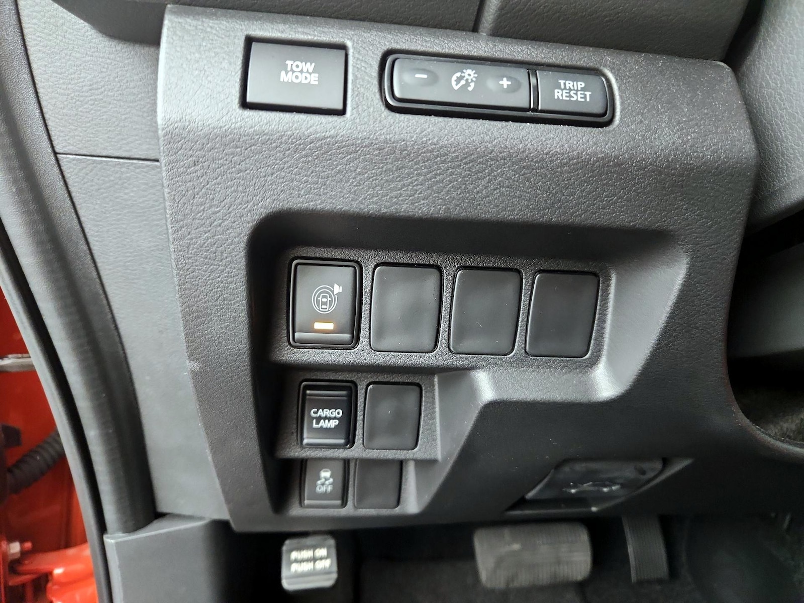 2025 Nissan Frontier PRO-X - Photo 14